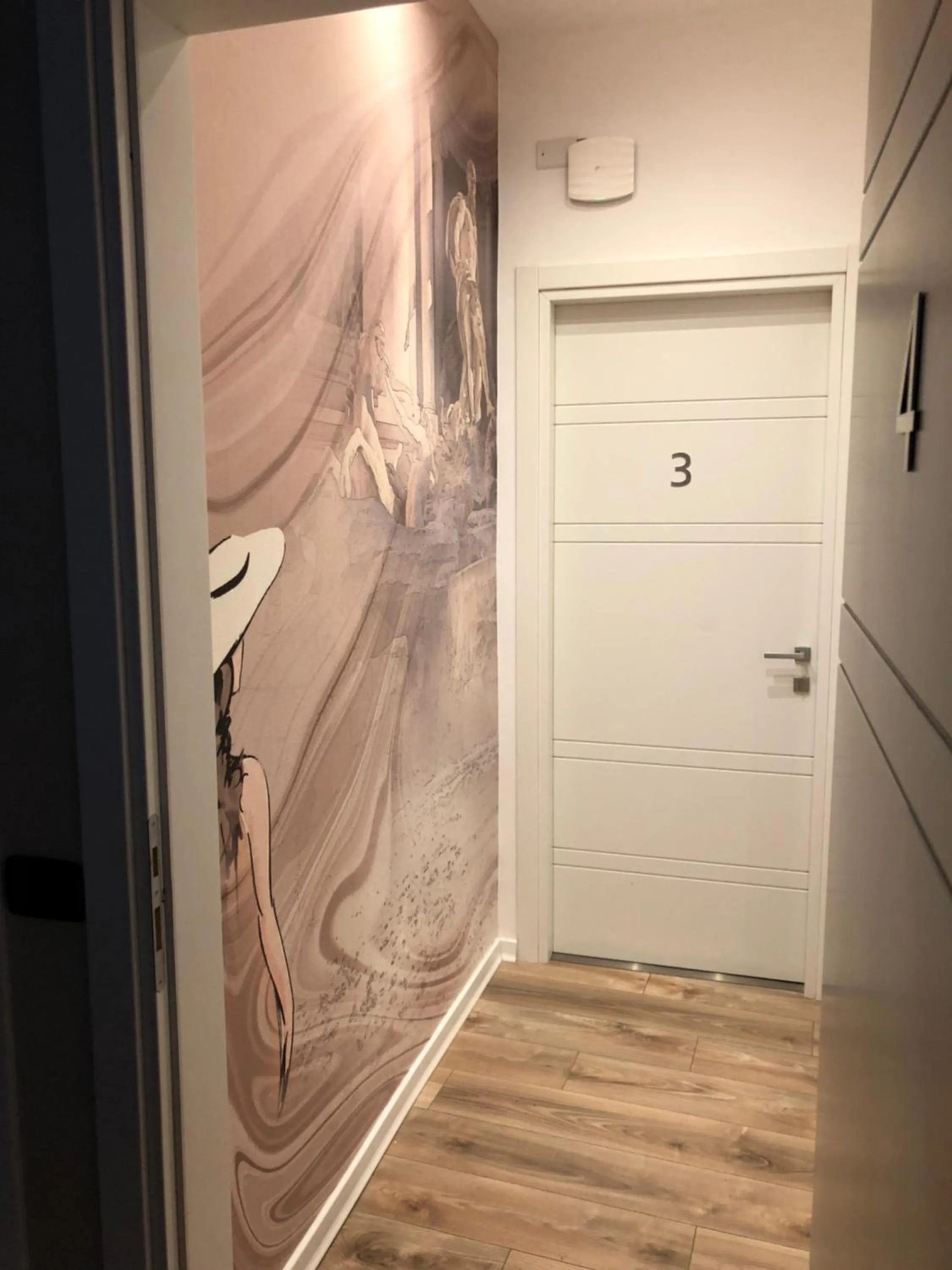 Communal lounge/ TV room in Trevi Portrait