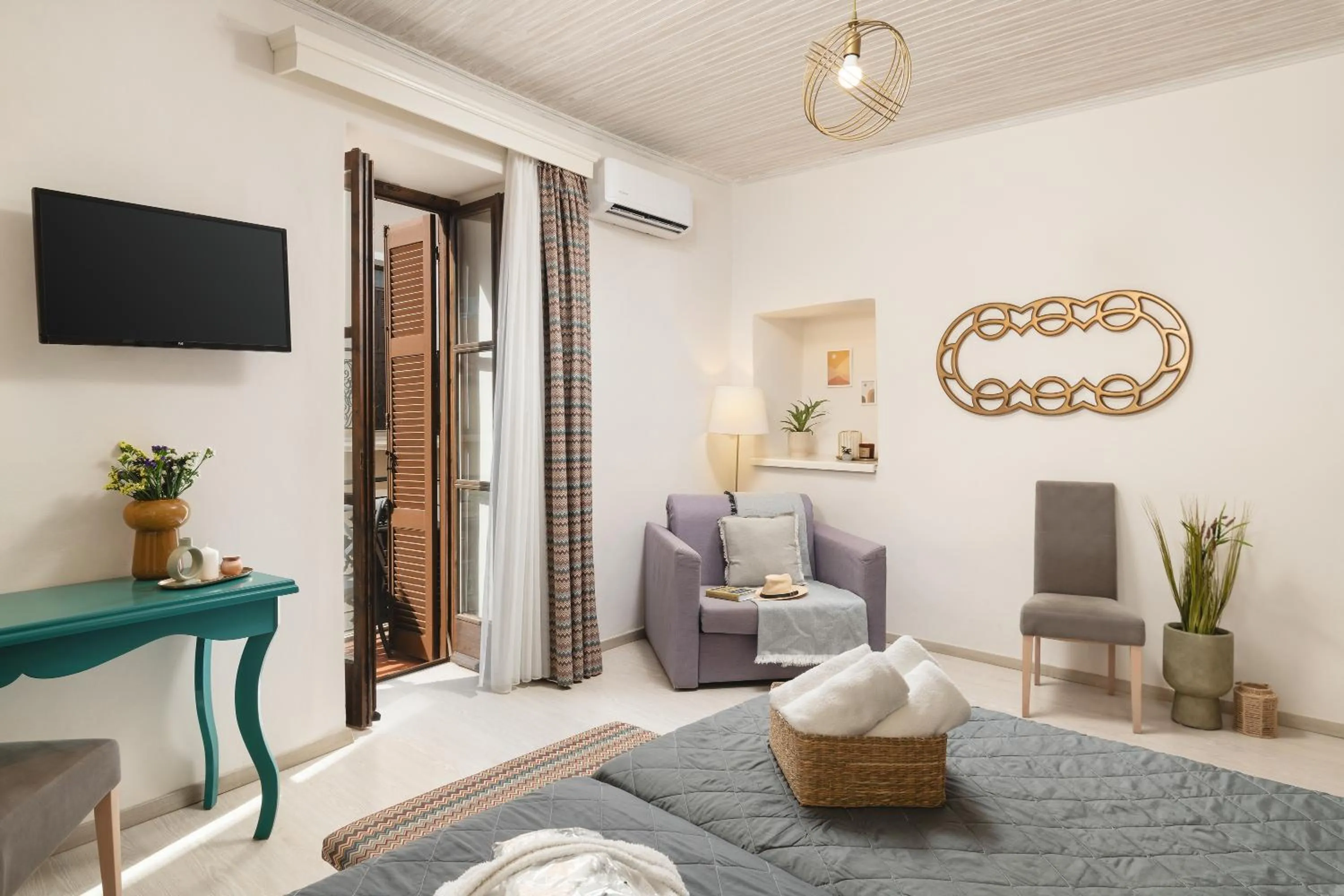 TV and multimedia in Elia Palazzo Hotel