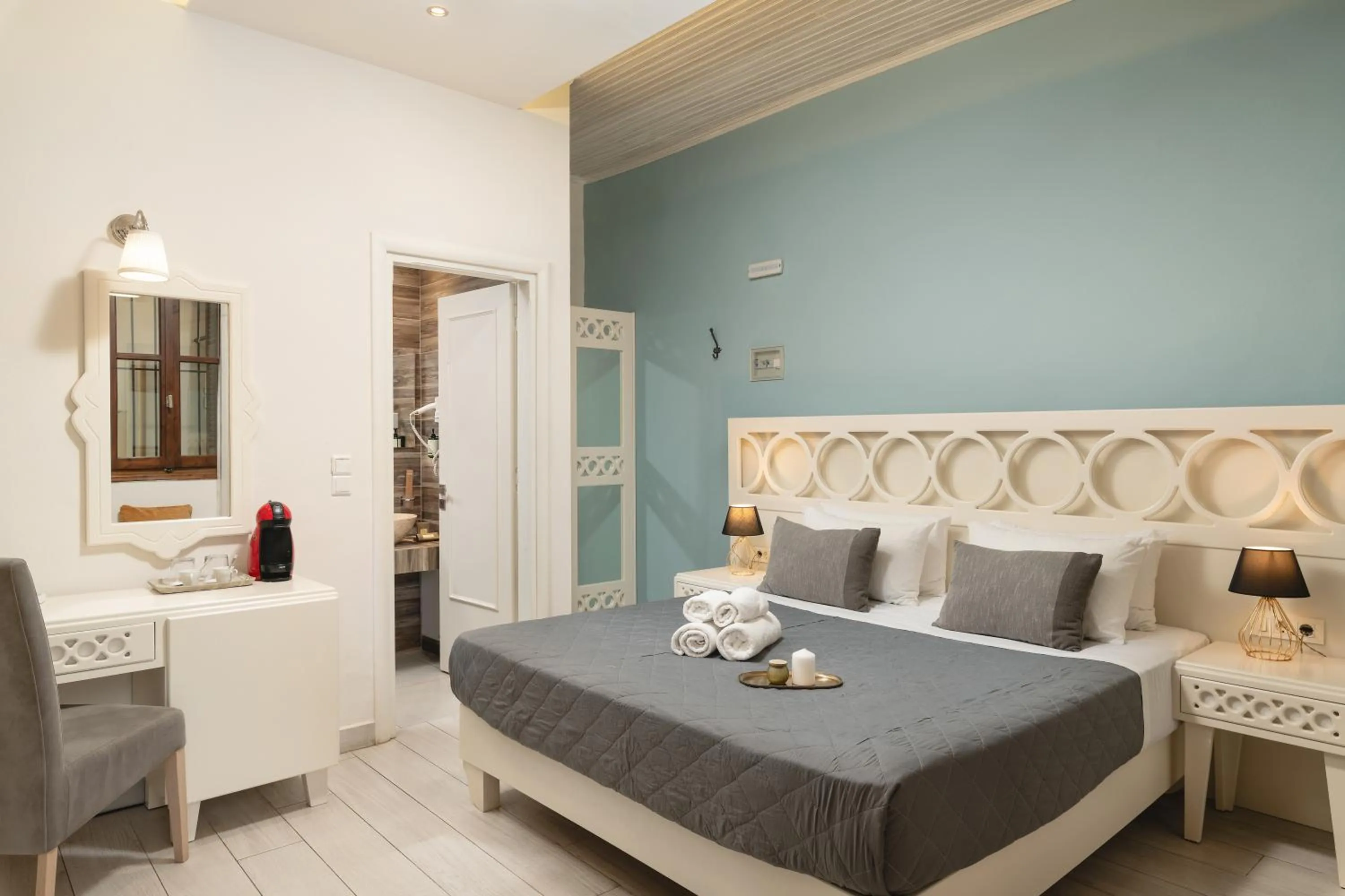 Bed in Elia Palazzo Hotel