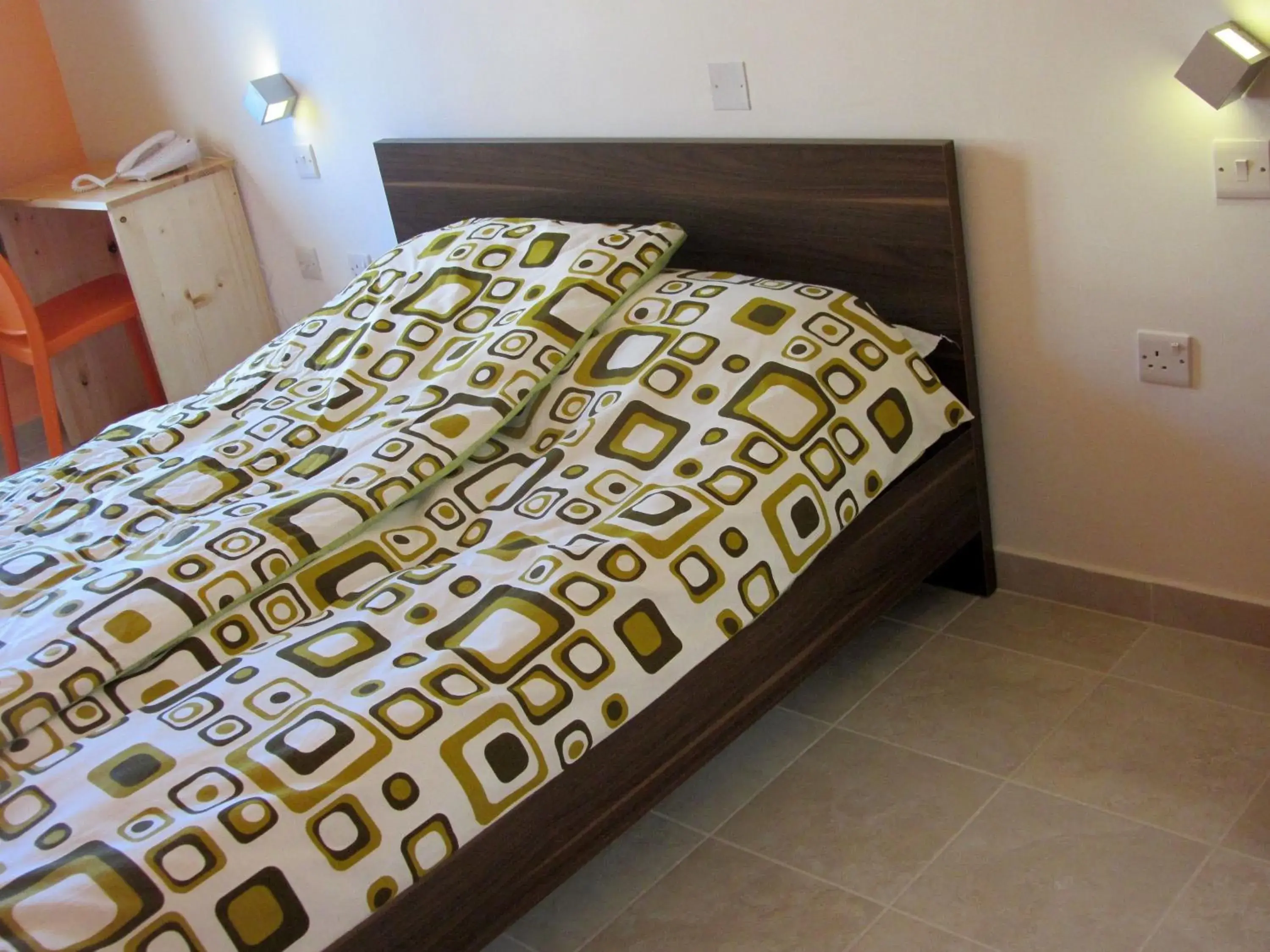 Double Room in Corner Hostel Double Room in Corner Hostel