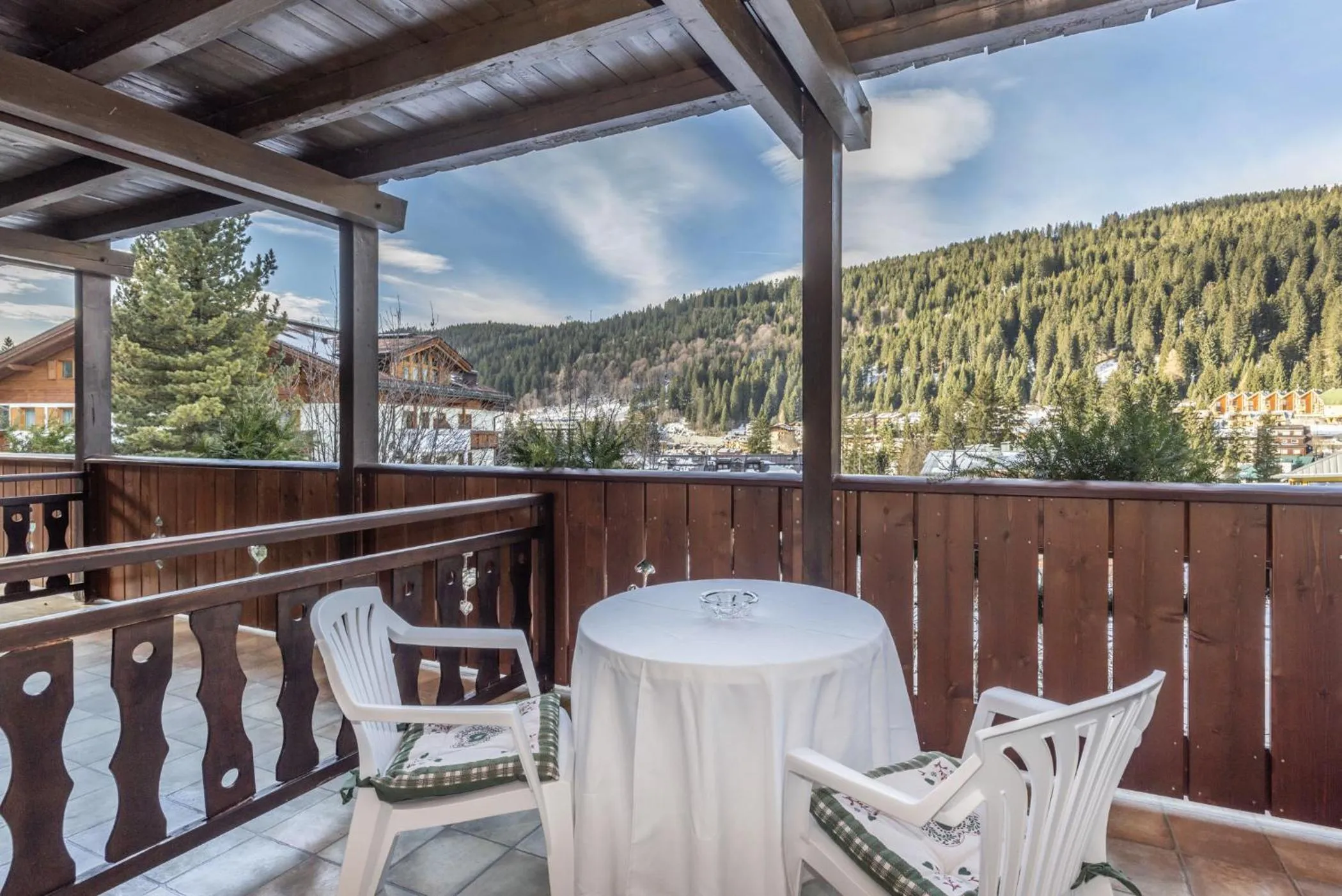 Balcony/Terrace in HOTEL GARNi NORMA