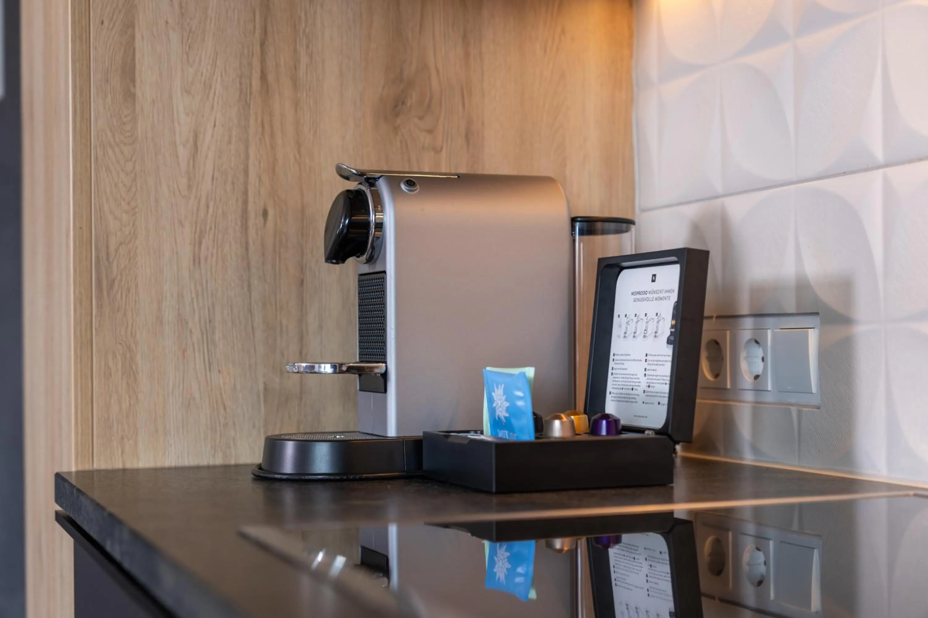 Coffee/tea facilities in Stockinggut by AvenidA