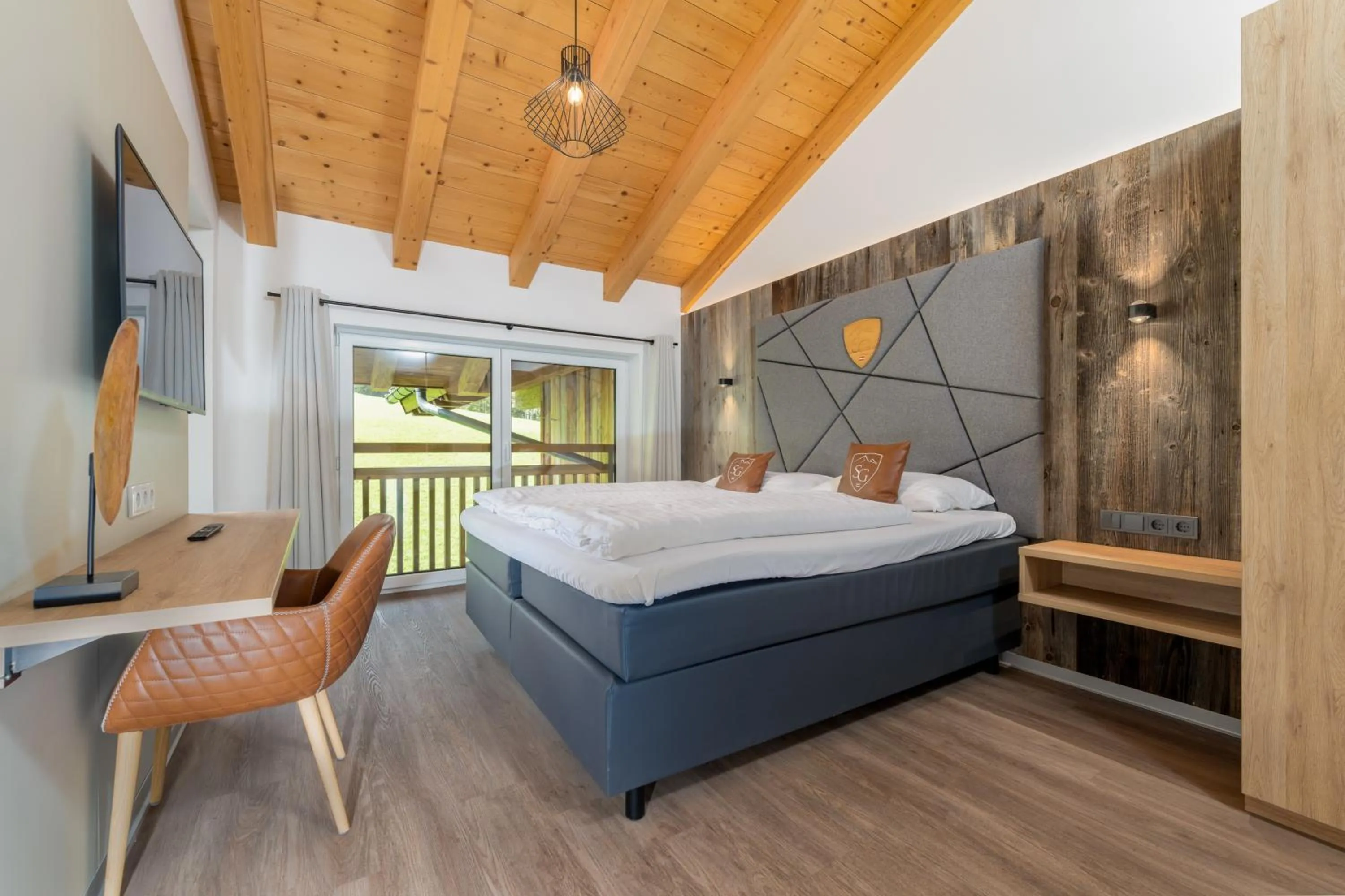 Bedroom, Bed in Stockinggut by AvenidA