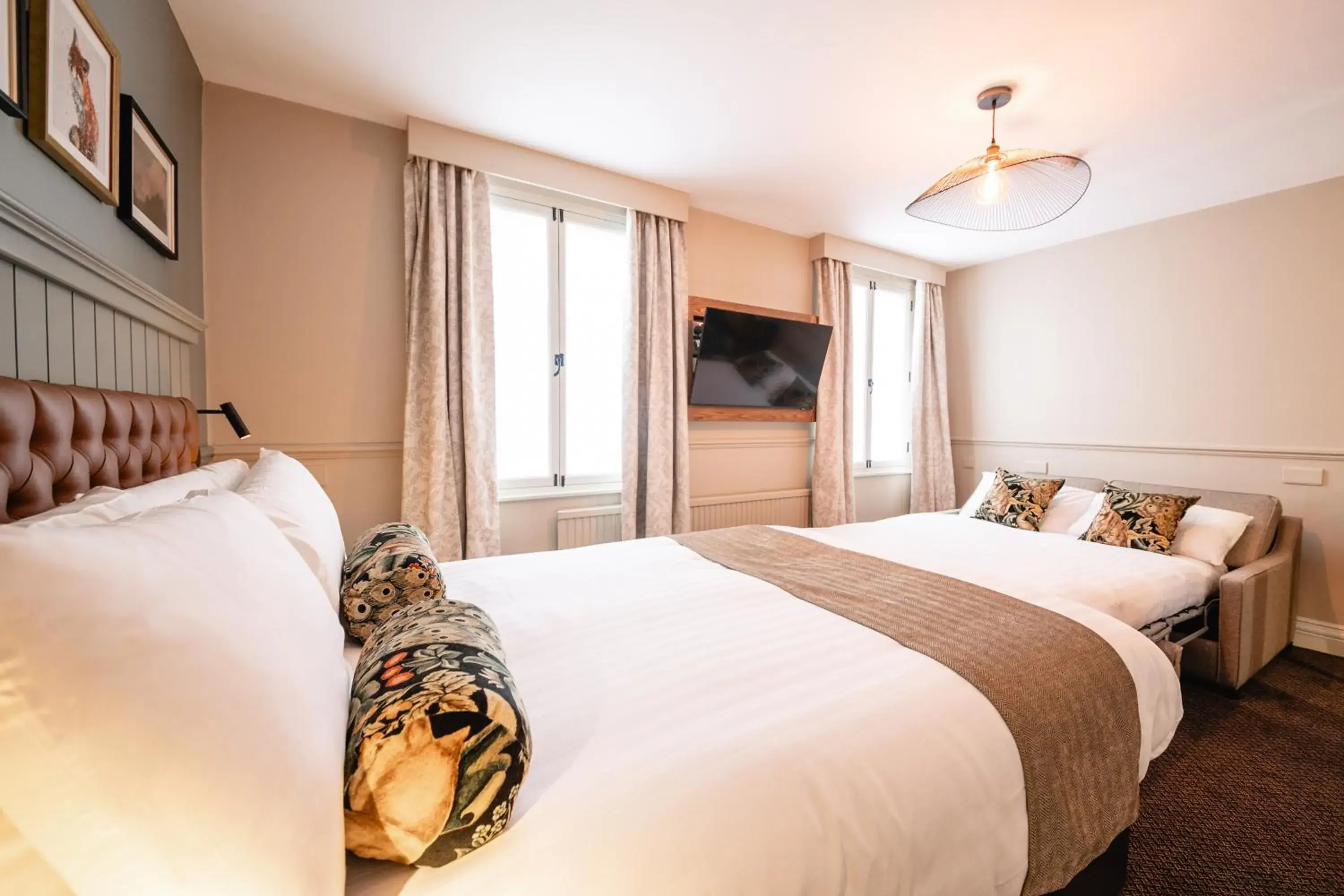 Family Room (2 Adults + 2 Children) in The Bears Head by Innkeeper's Collection Family Room (2 Adults + 2 Children) in The Bears Head by Innkeeper's Collection