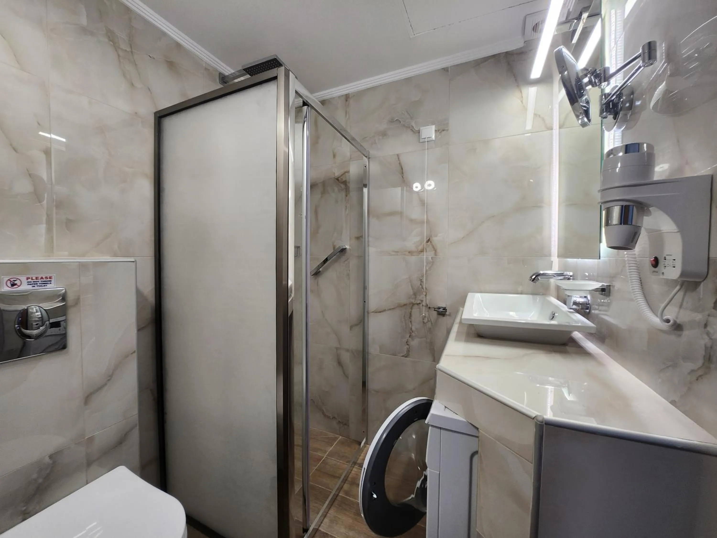 Shower in The Blue Beach Apartments