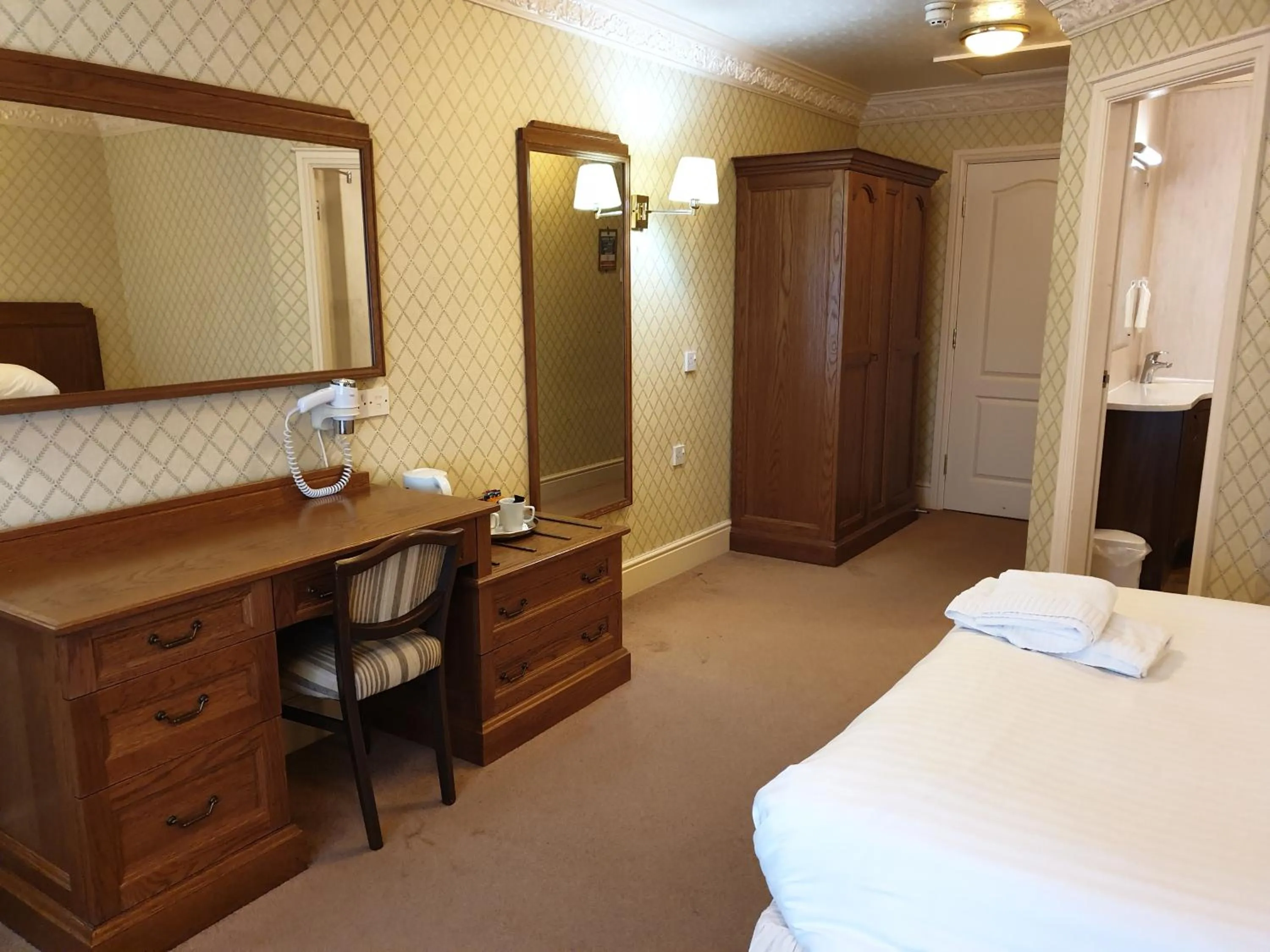 Bedroom, Bathroom in Bredbury Hall Hotel