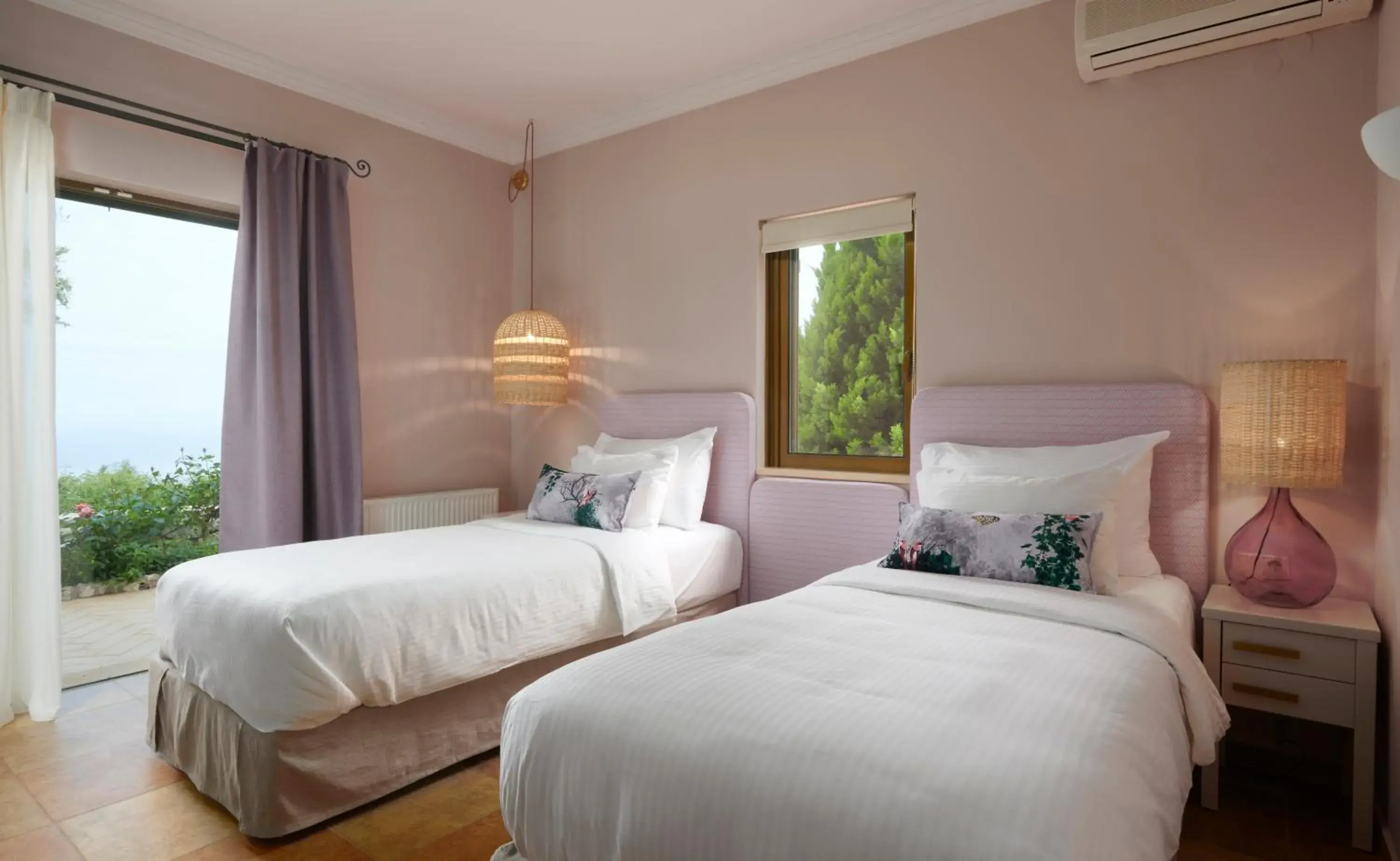 Bedroom, Bed in Artblue Villas Bedroom, Bed in Artblue Villas