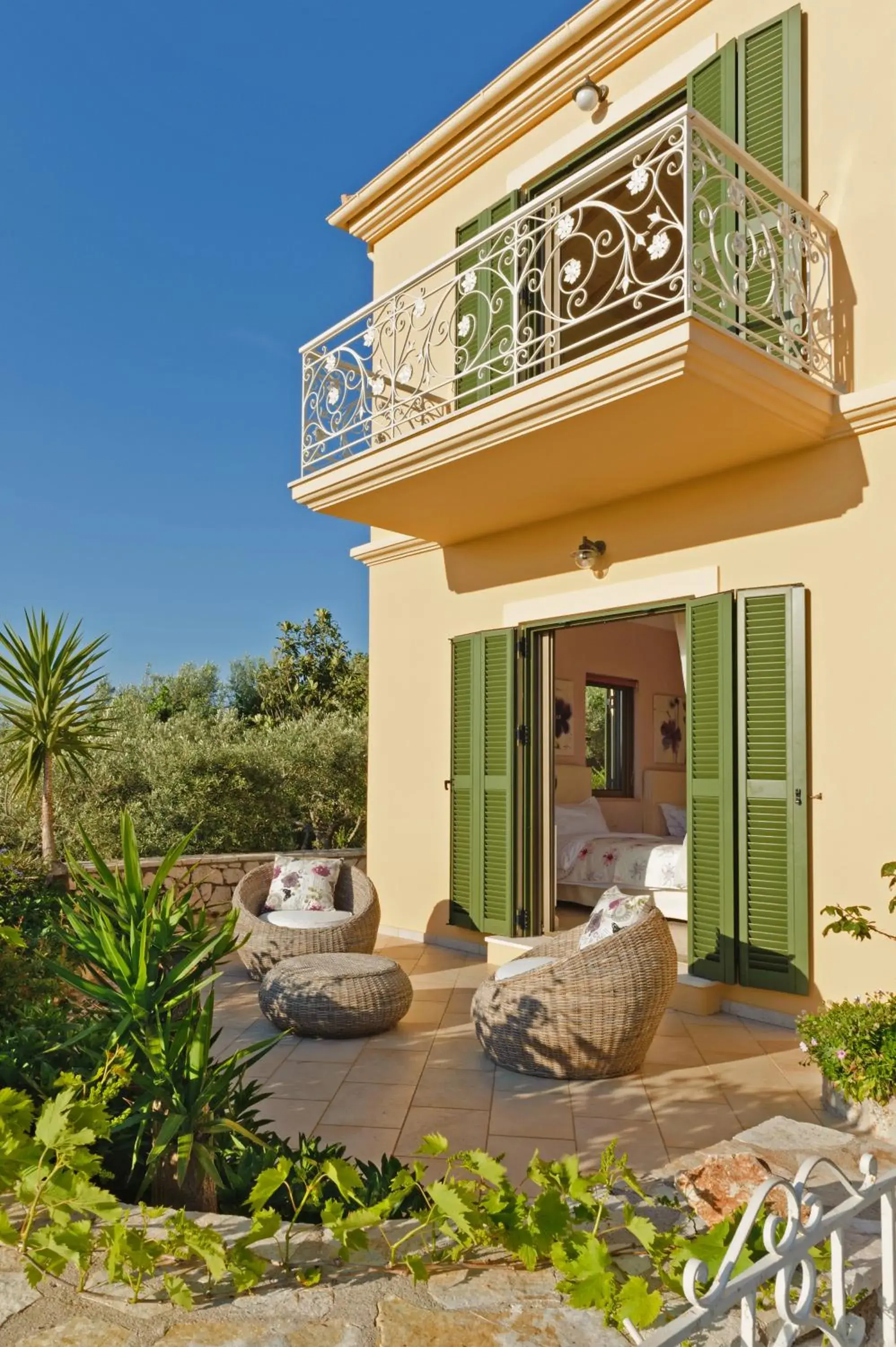 Facade/entrance in Artblue Villas Facade/entrance in Artblue Villas