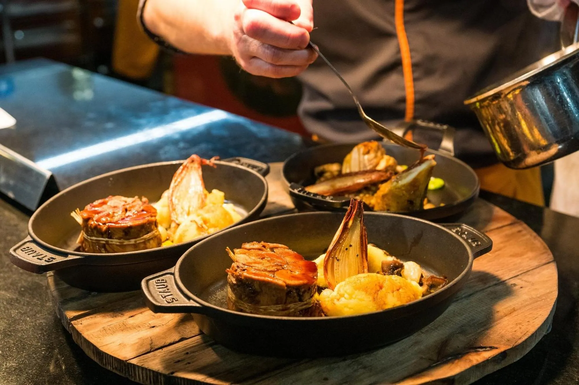 Food and drinks in Château Saint Roux Le Luc-Le Cannet des Maures