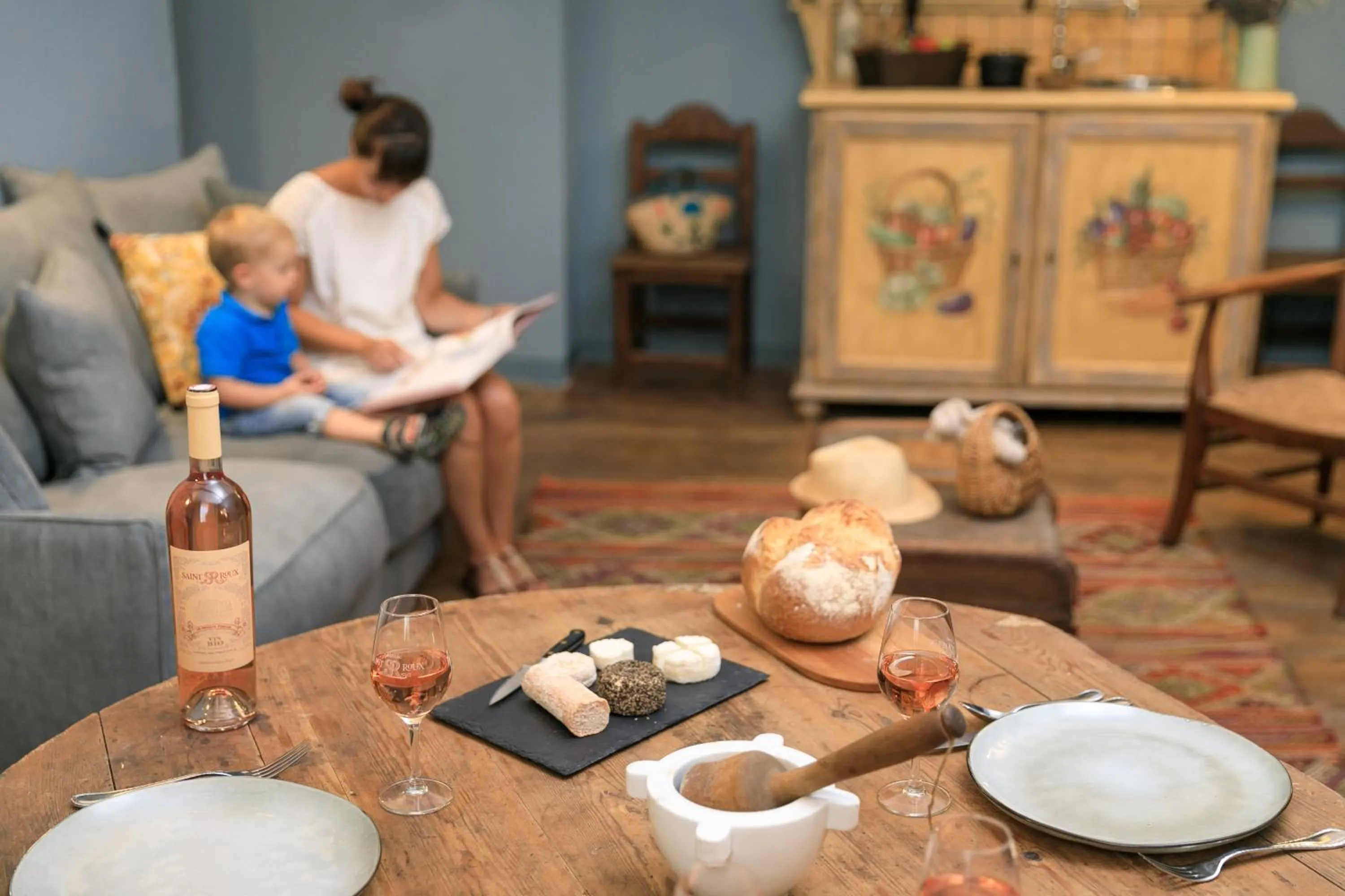 People in Château Saint Roux Le Luc-Le Cannet des Maures