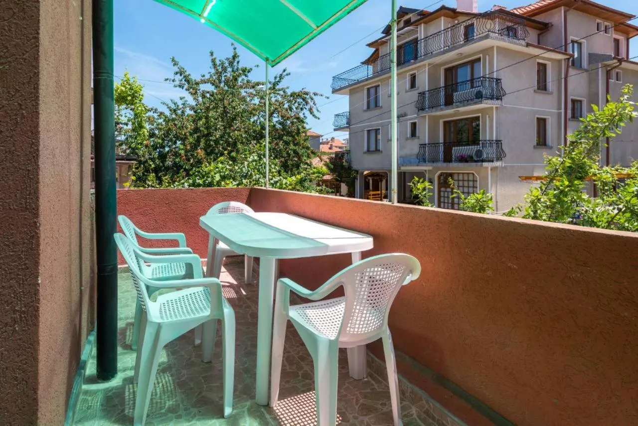 Balcony/Terrace in Guest House Galema