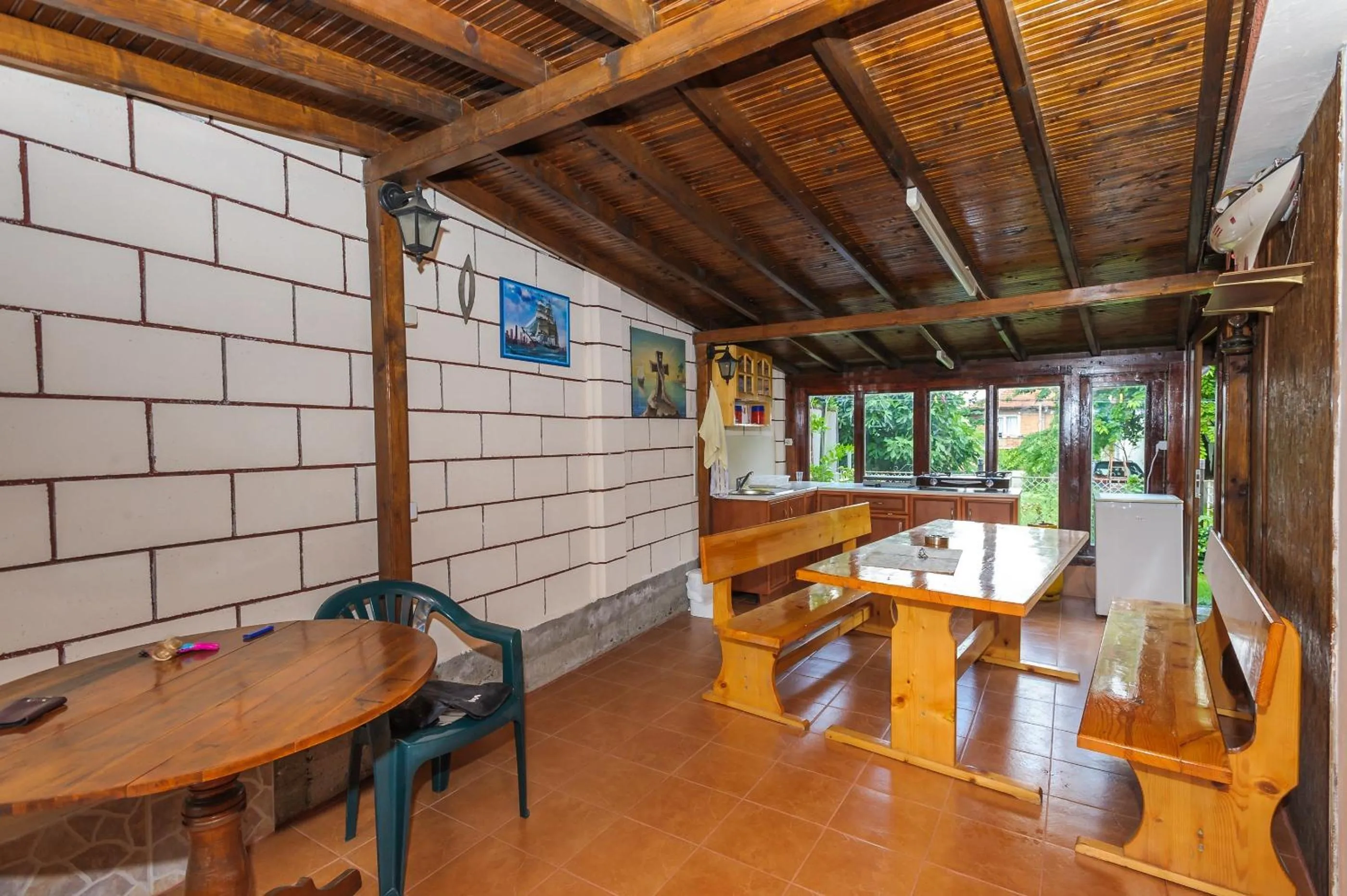 Communal kitchen in Guest House Galema