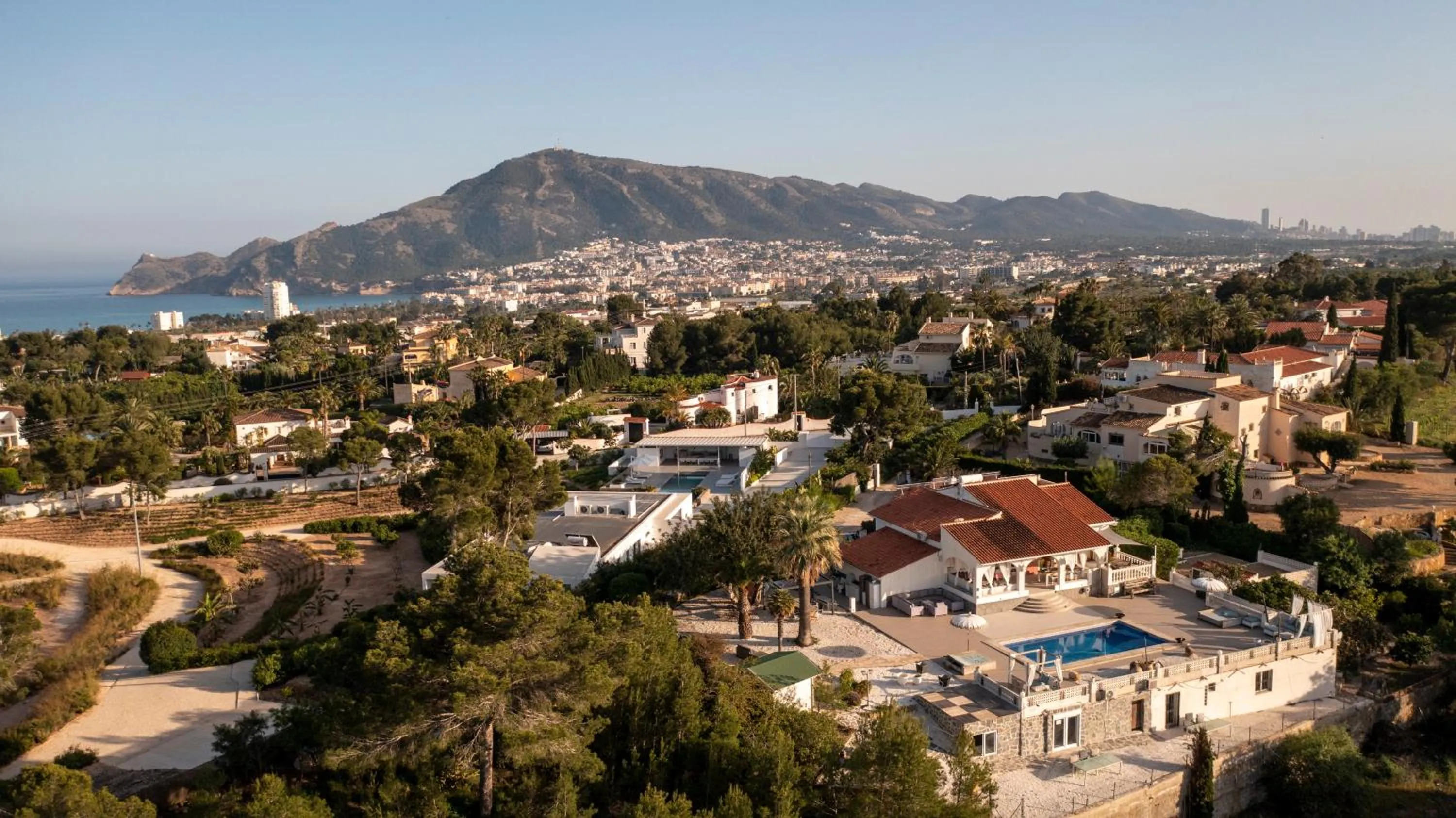 Property building in elparaiso-altea Apartment "Sylvia" ADULTS ONLY Bed & Borrel