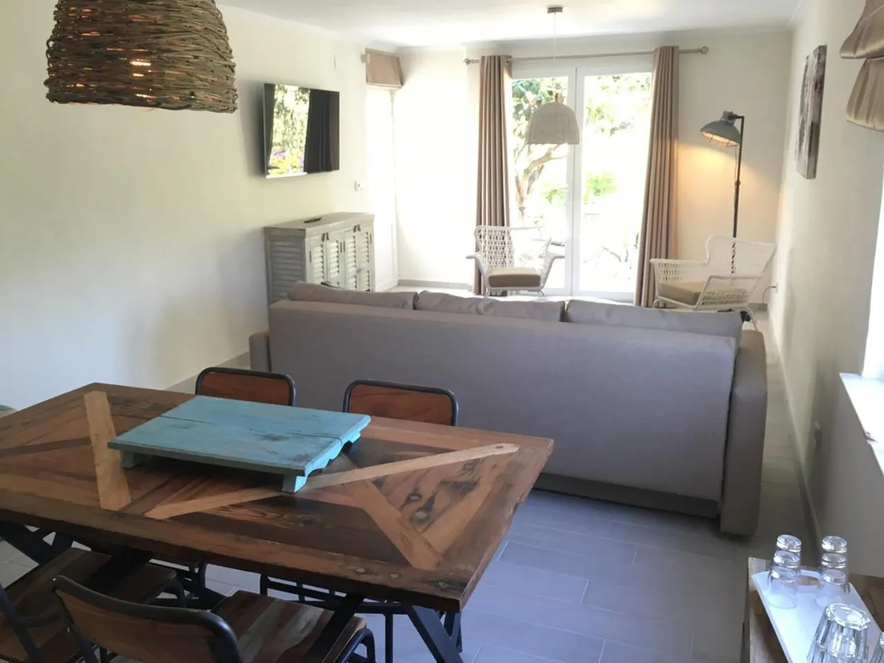 TV and multimedia in elparaiso-altea Apartment "Sylvia" ADULTS ONLY Bed & Borrel