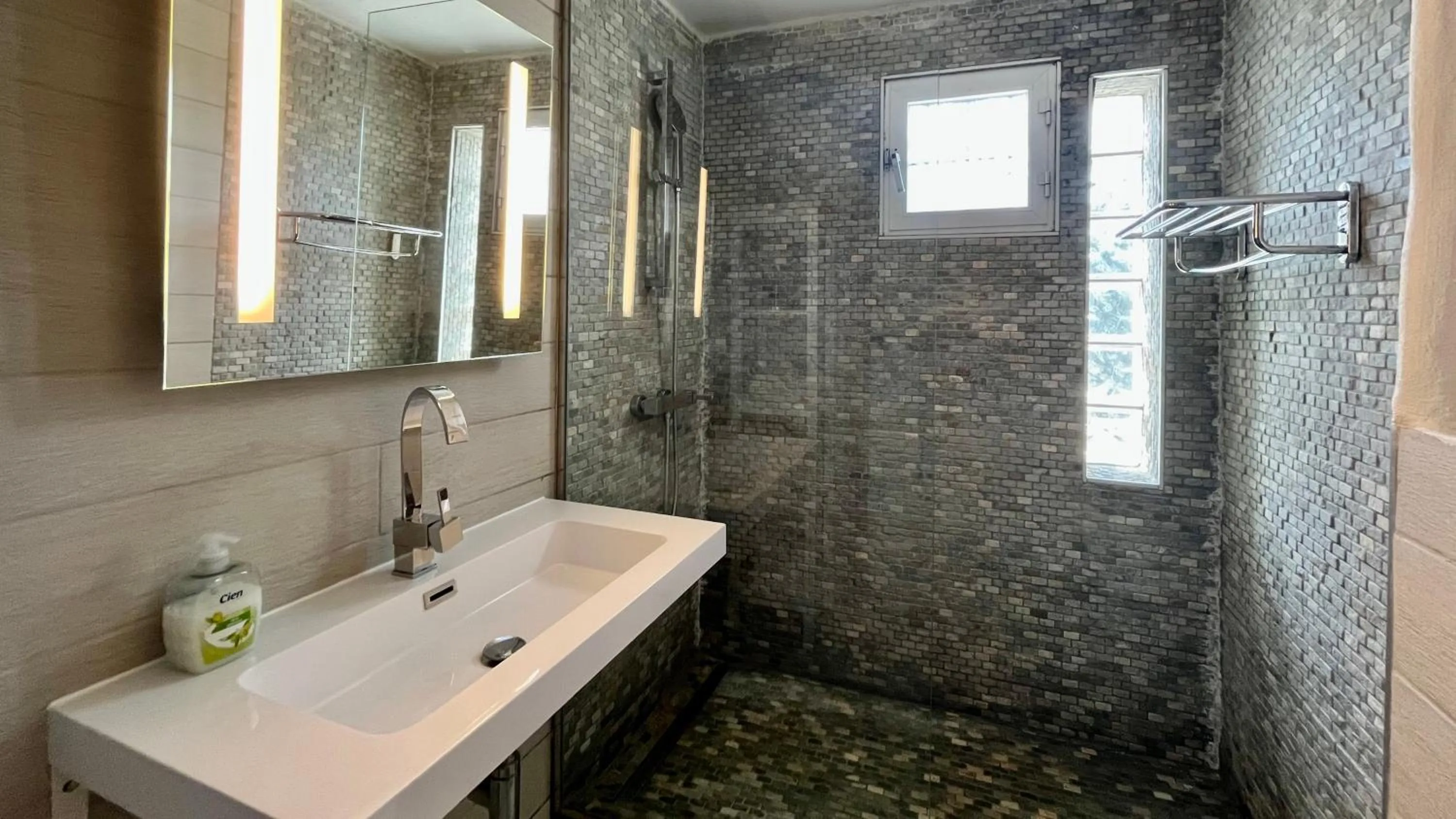 Shower in elparaiso-altea Apartment "Sylvia" ADULTS ONLY Bed & Borrel