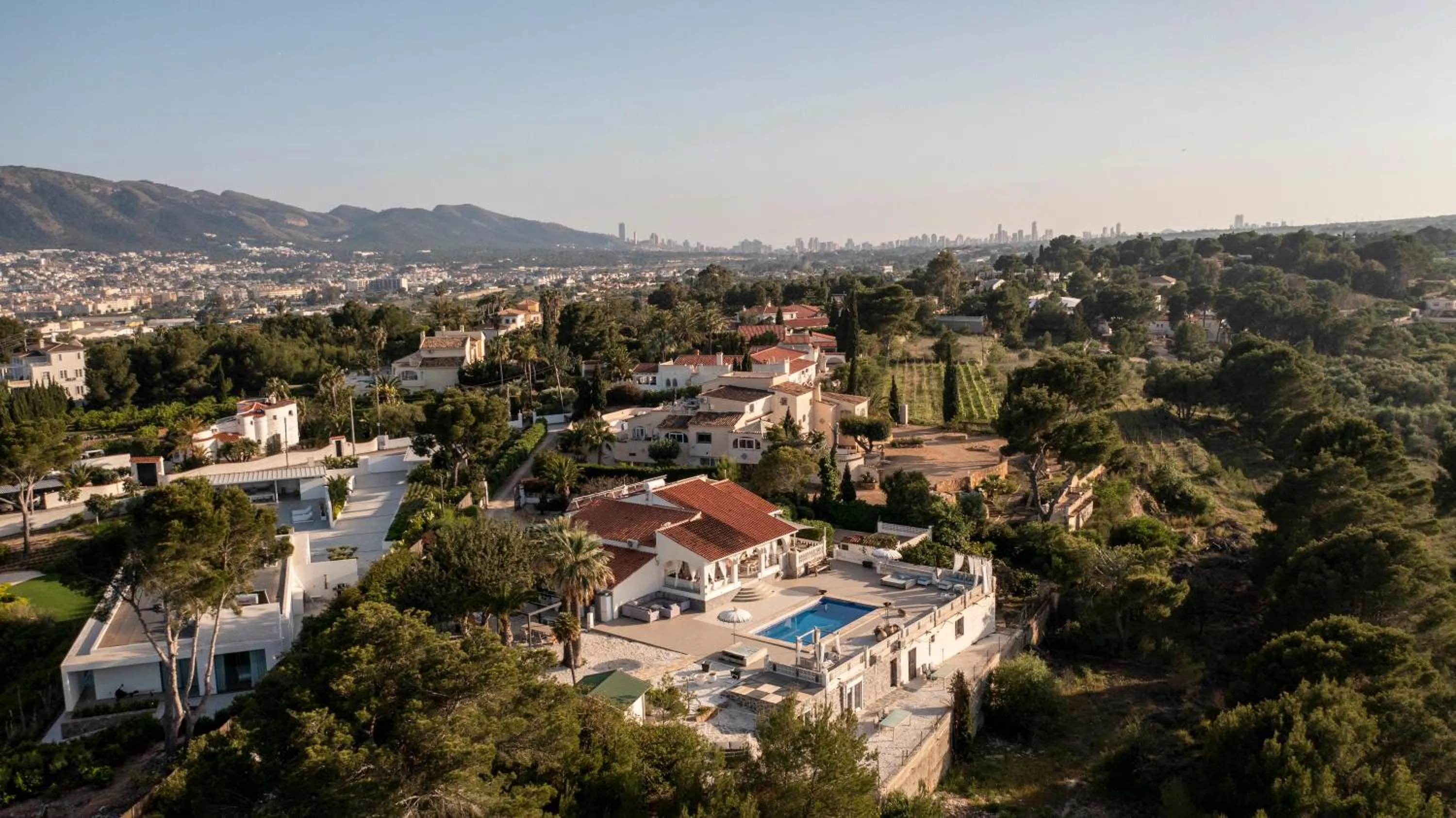 Property building in elparaiso-altea Apartment "Sylvia" ADULTS ONLY Bed & Borrel