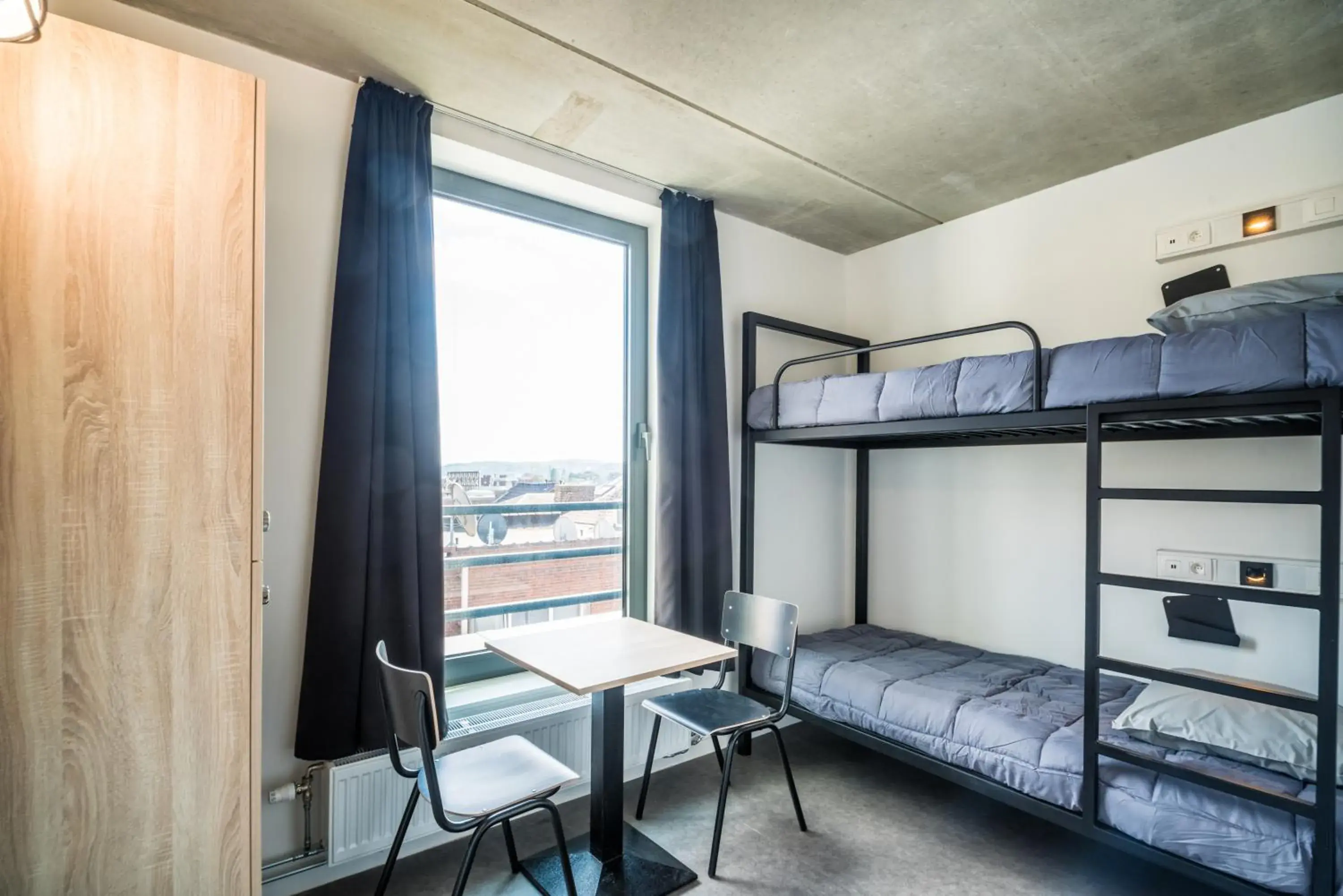 Large Single Room in Auberge Jeunesse Charleroi Youth Hostel Large Single Room in Auberge Jeunesse Charleroi Youth Hostel