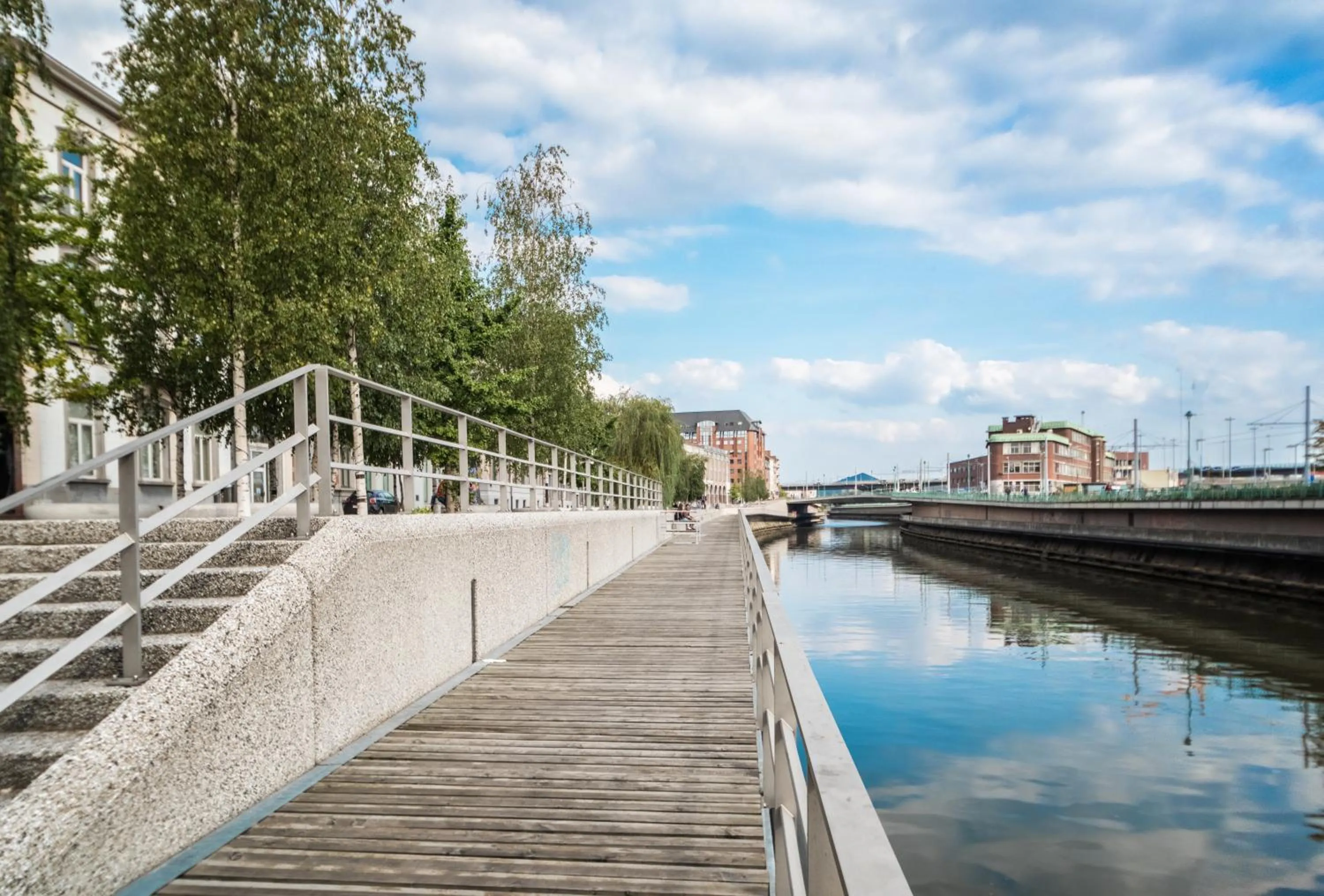 River view in Auberge Jeunesse Charleroi Youth Hostel