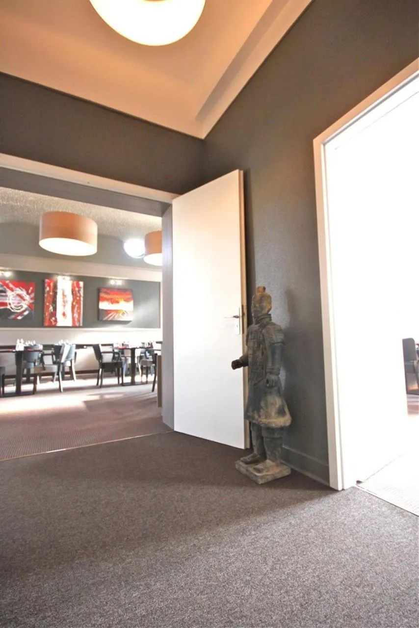 group of guests in Hôtel la Régie