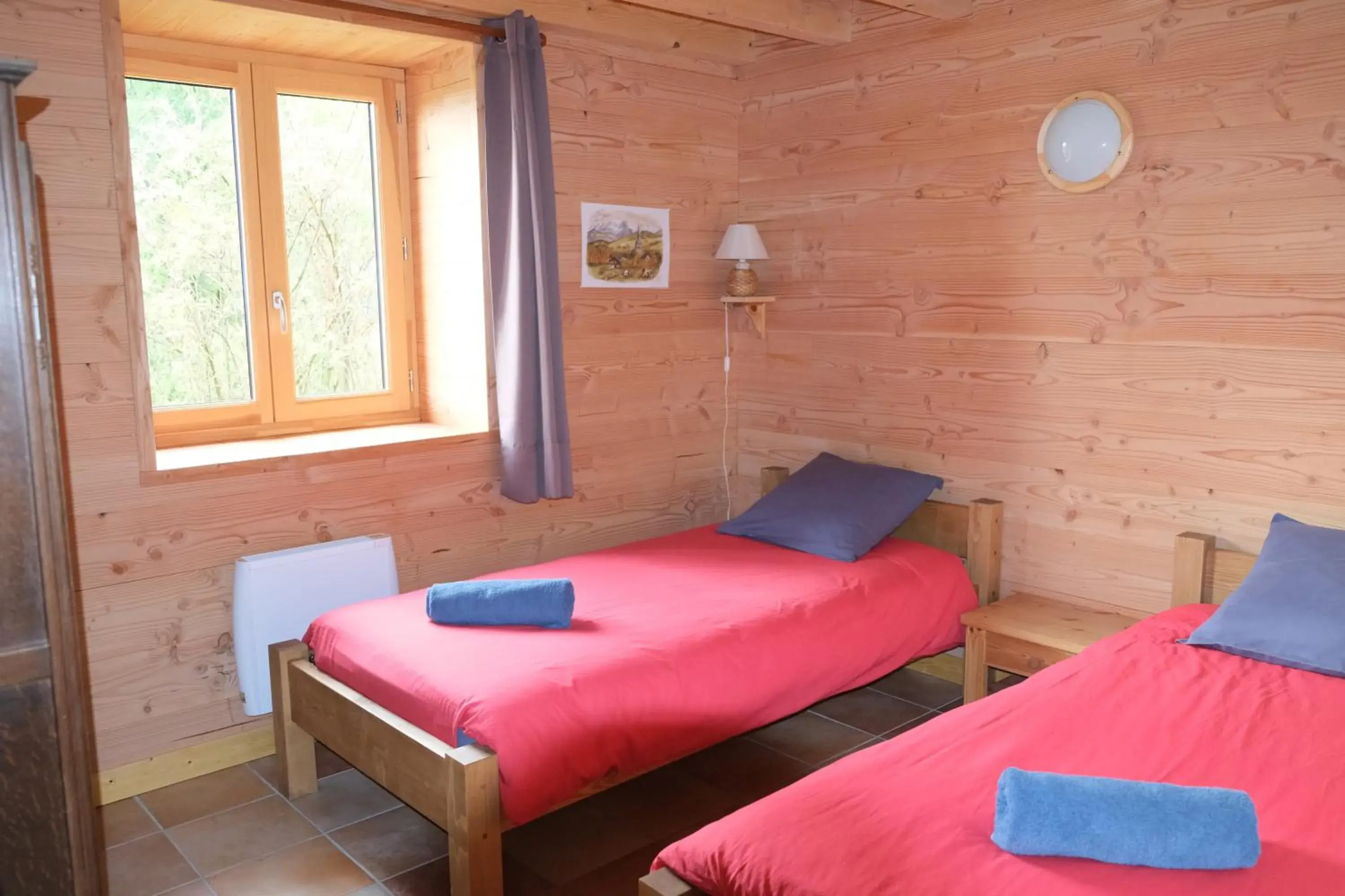 Double Room with Shared Bathroom - single occupancy in le Corral chambre d'hôte Double Room with Shared Bathroom - single occupancy in le Corral chambre d'hôte