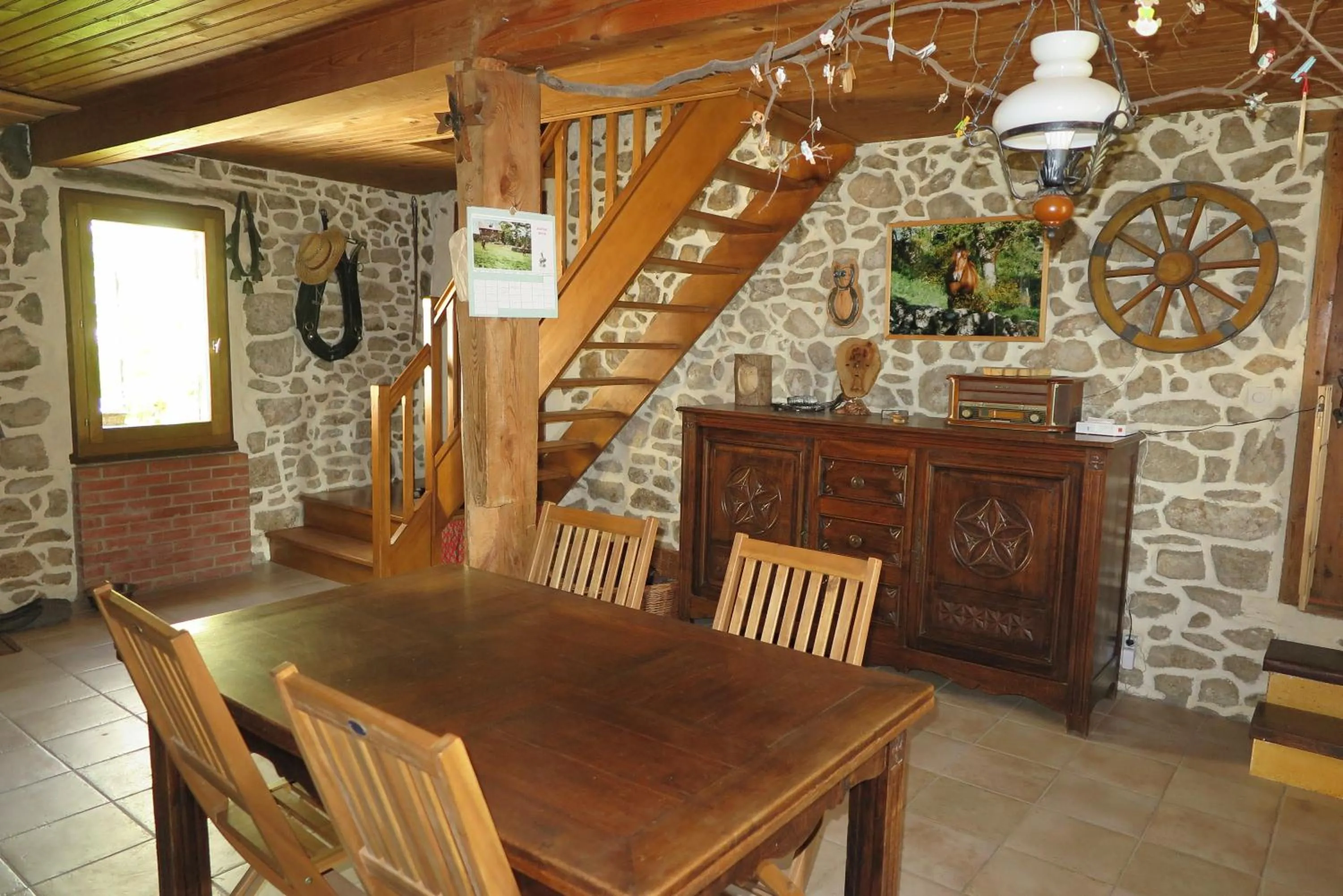 Kitchen or kitchenette in le Corral chambre d'hôte