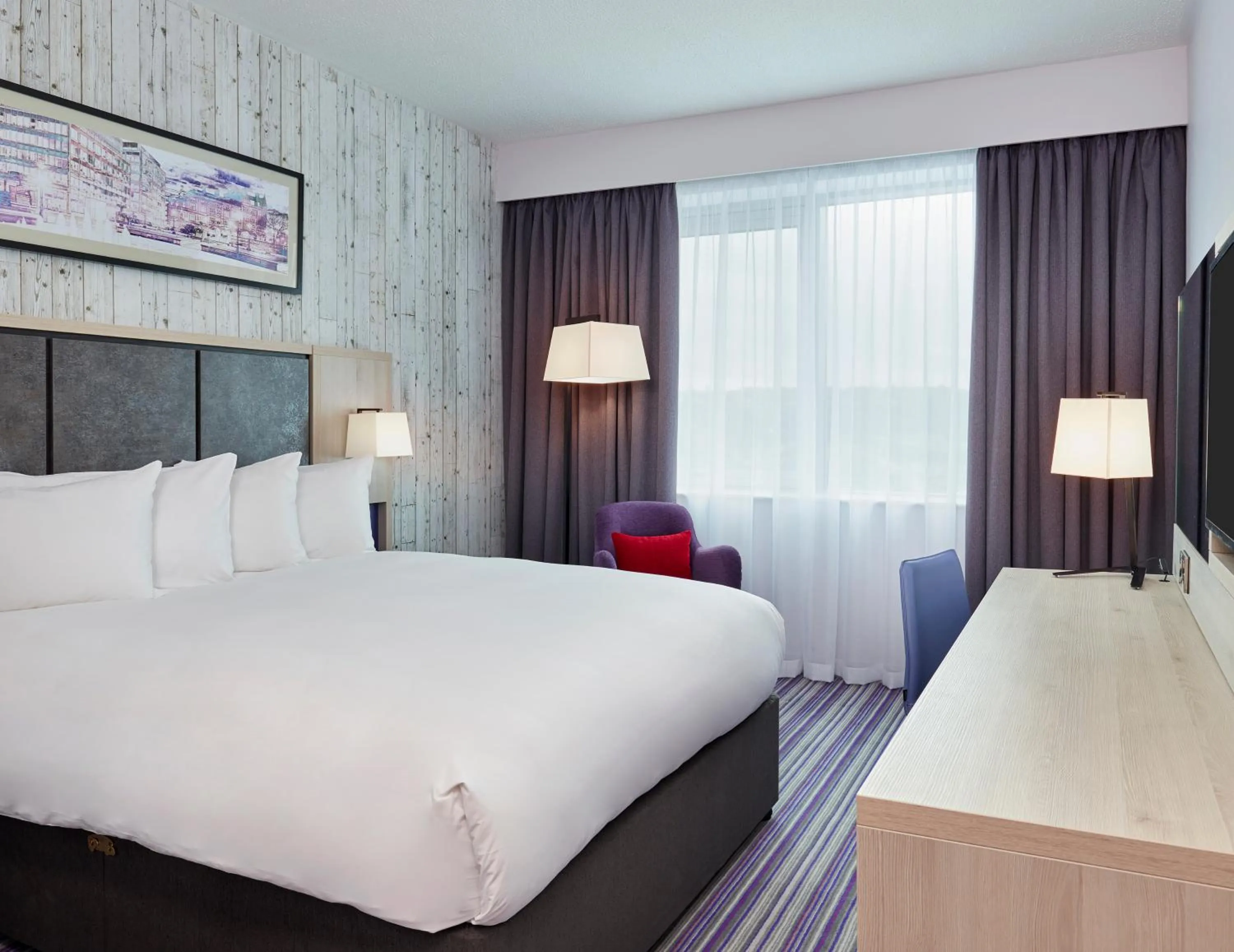 Bedroom, Bed in Leonardo Hotel Sheffield