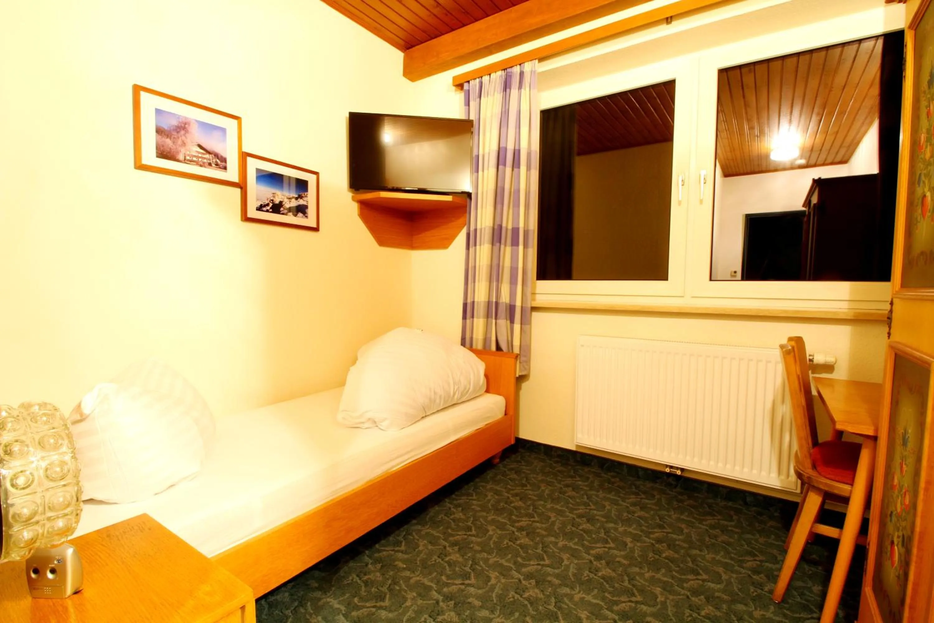 Photo of the whole room, Bed in Hotel Sonnleitn