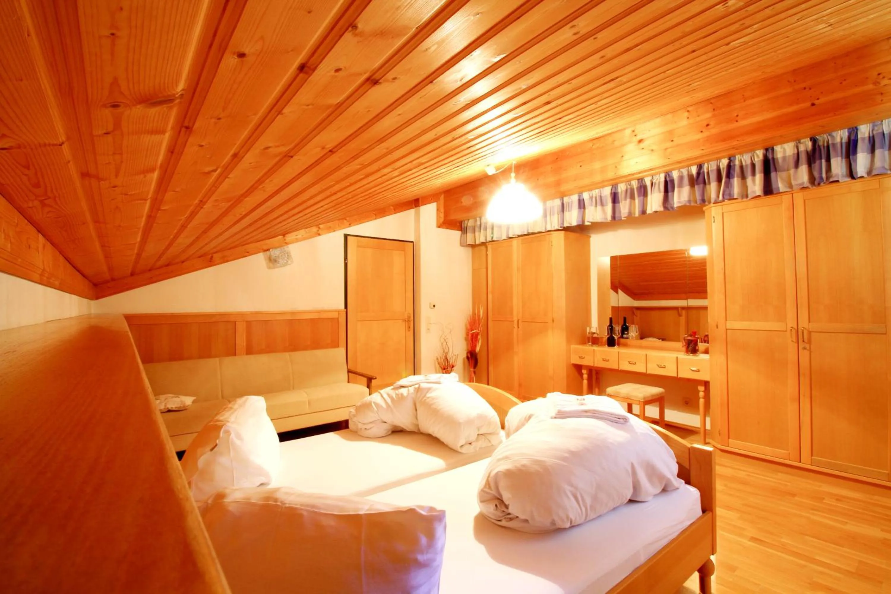 Photo of the whole room, Bed in Hotel Sonnleitn