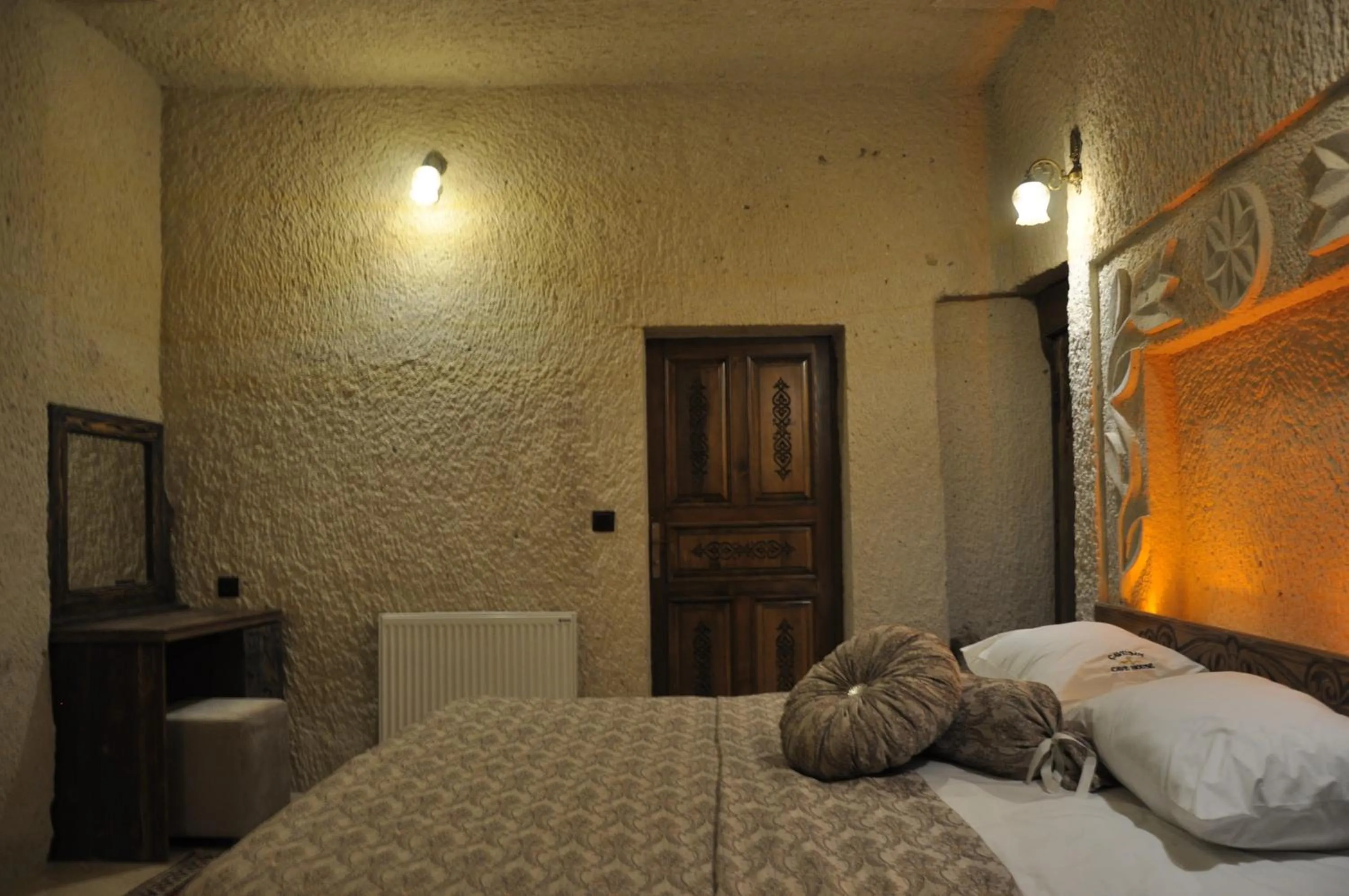 Bed in Çavuşin Cave House-Cappadocia