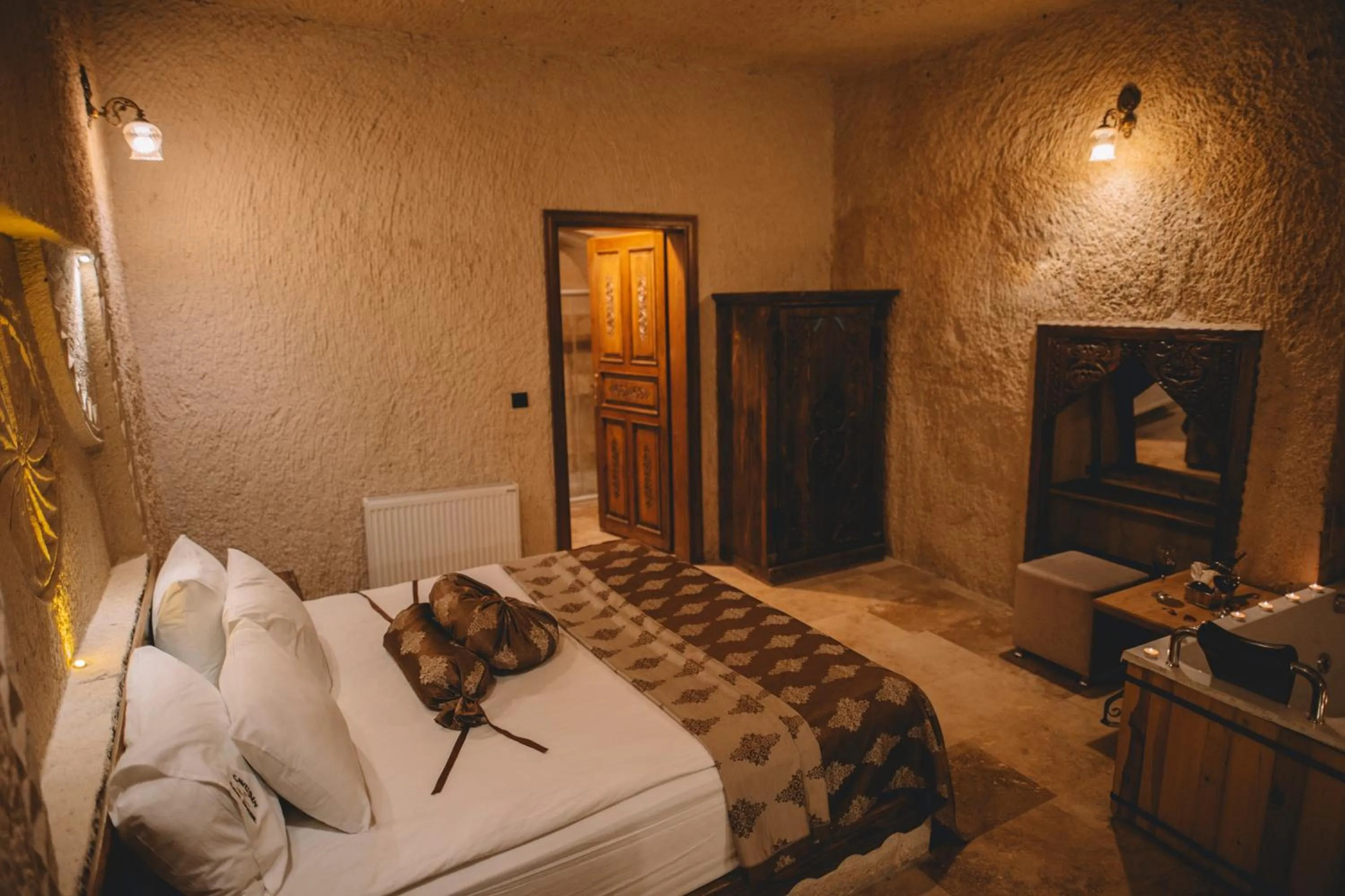 Bed in Çavuşin Cave House-Cappadocia