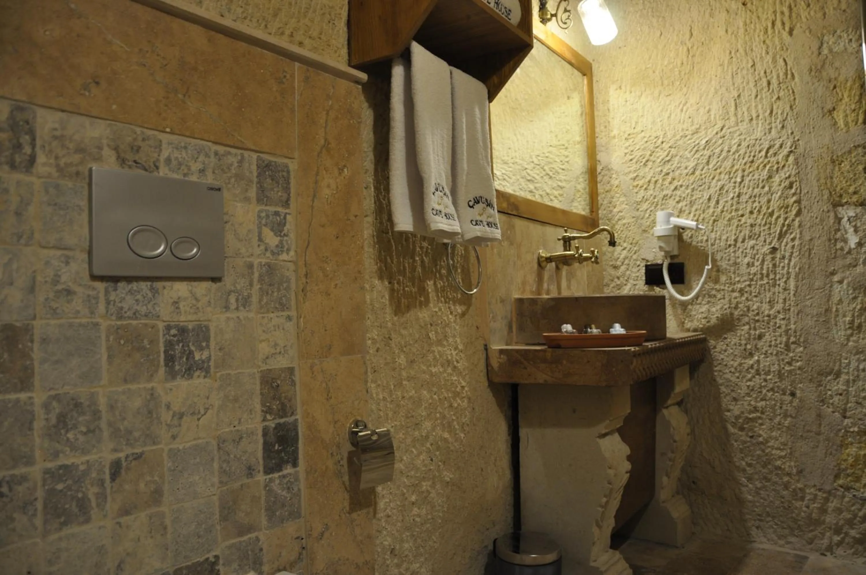 Çavuşin Cave House-Cappadocia