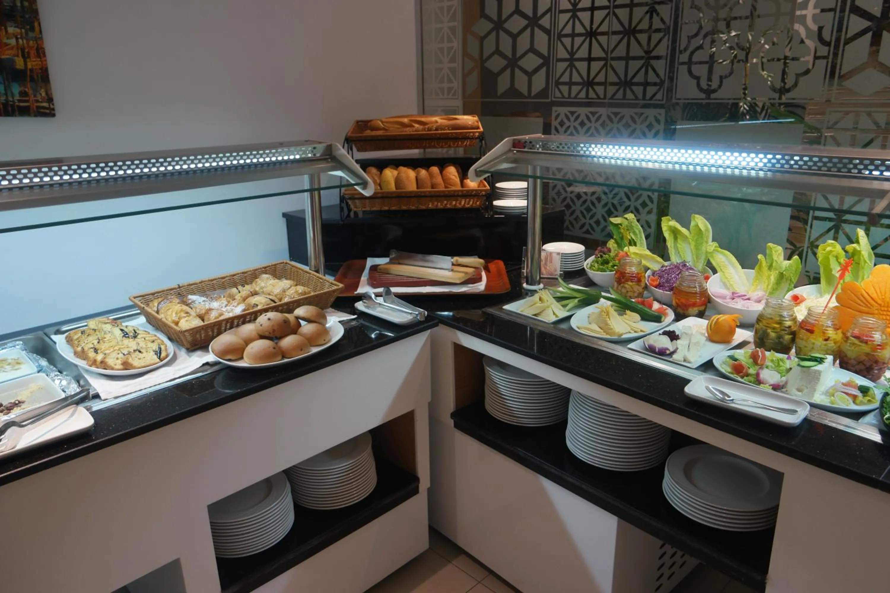 Breakfast in Marigold Hotel