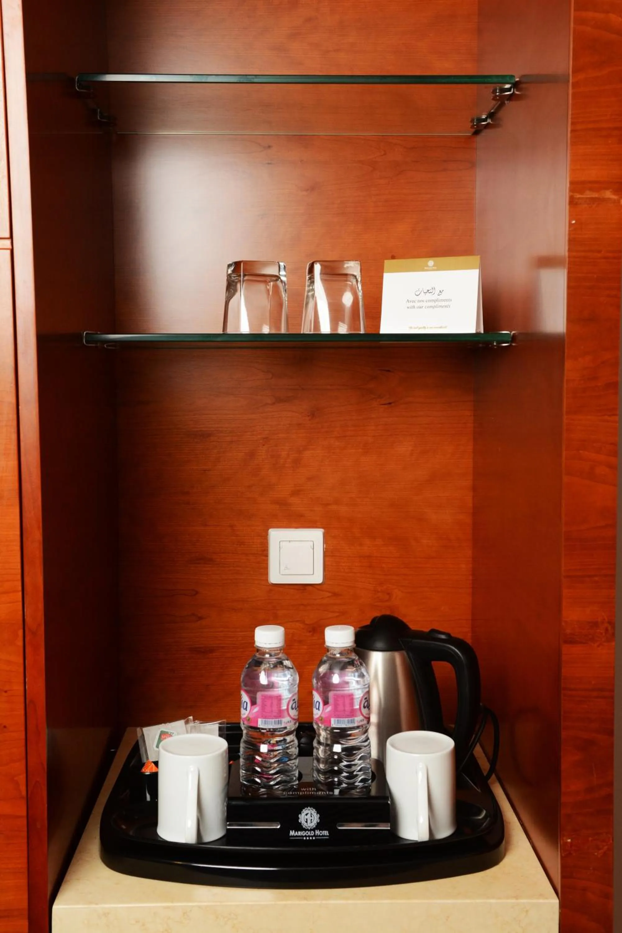 Drinks in Marigold Hotel