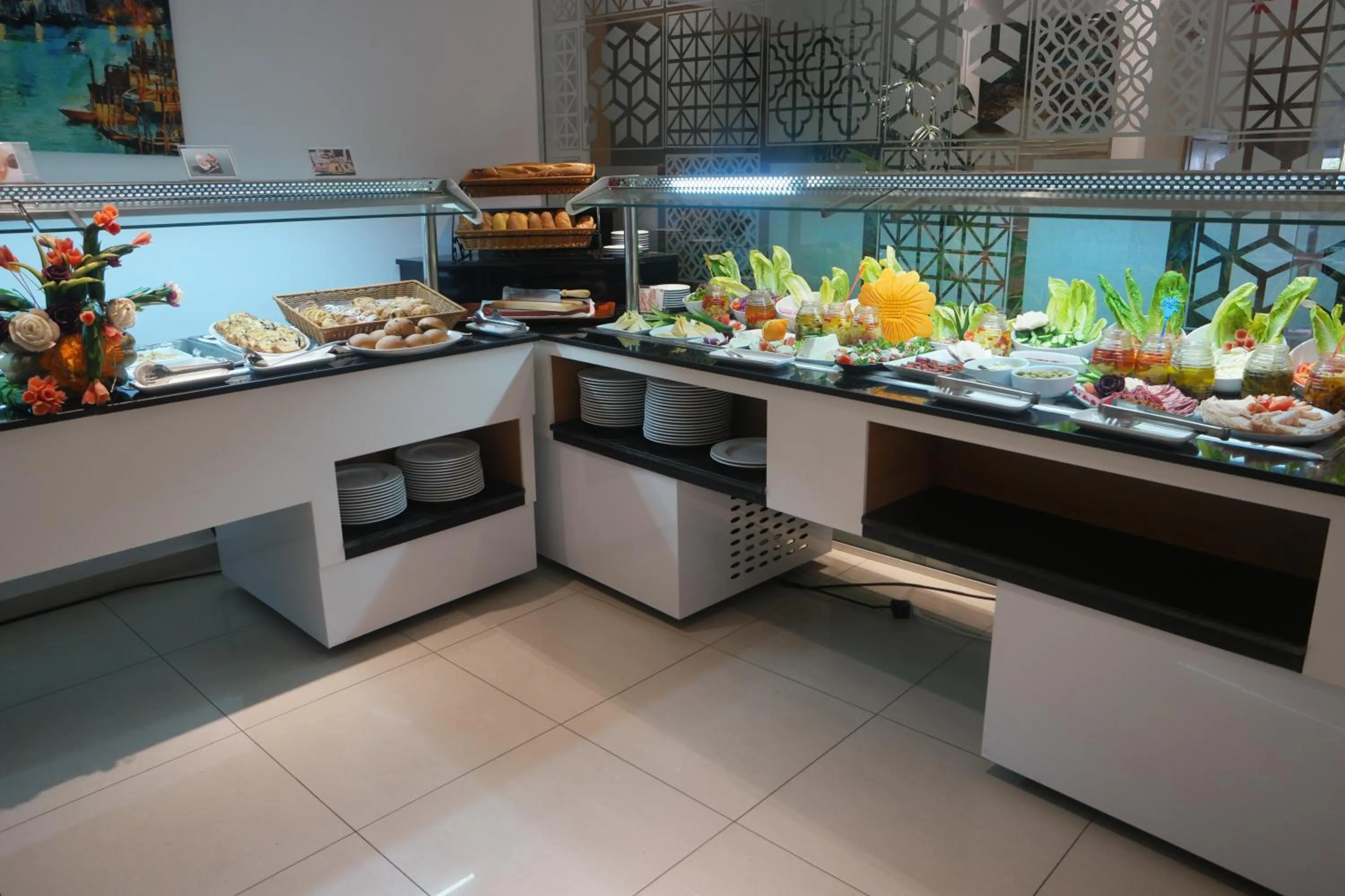 Breakfast in Marigold Hotel