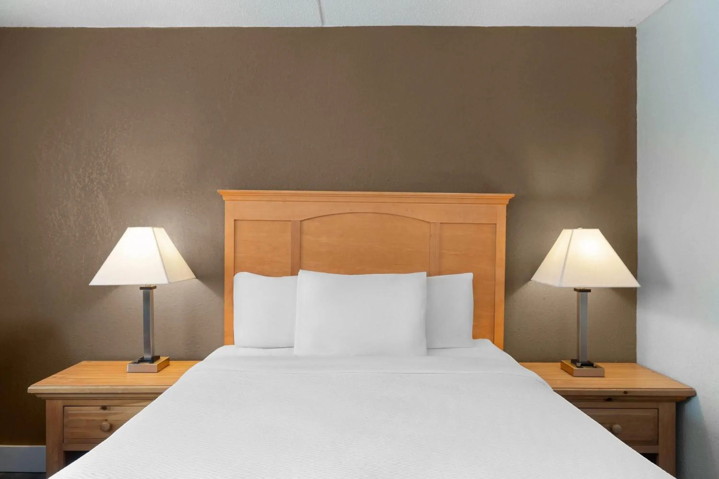 Photo of the whole room, Bed in Sauk River Inn & Suites, a Travelodge by Wyndham Photo of the whole room, Bed in Sauk River Inn & Suites, a Travelodge by Wyndham