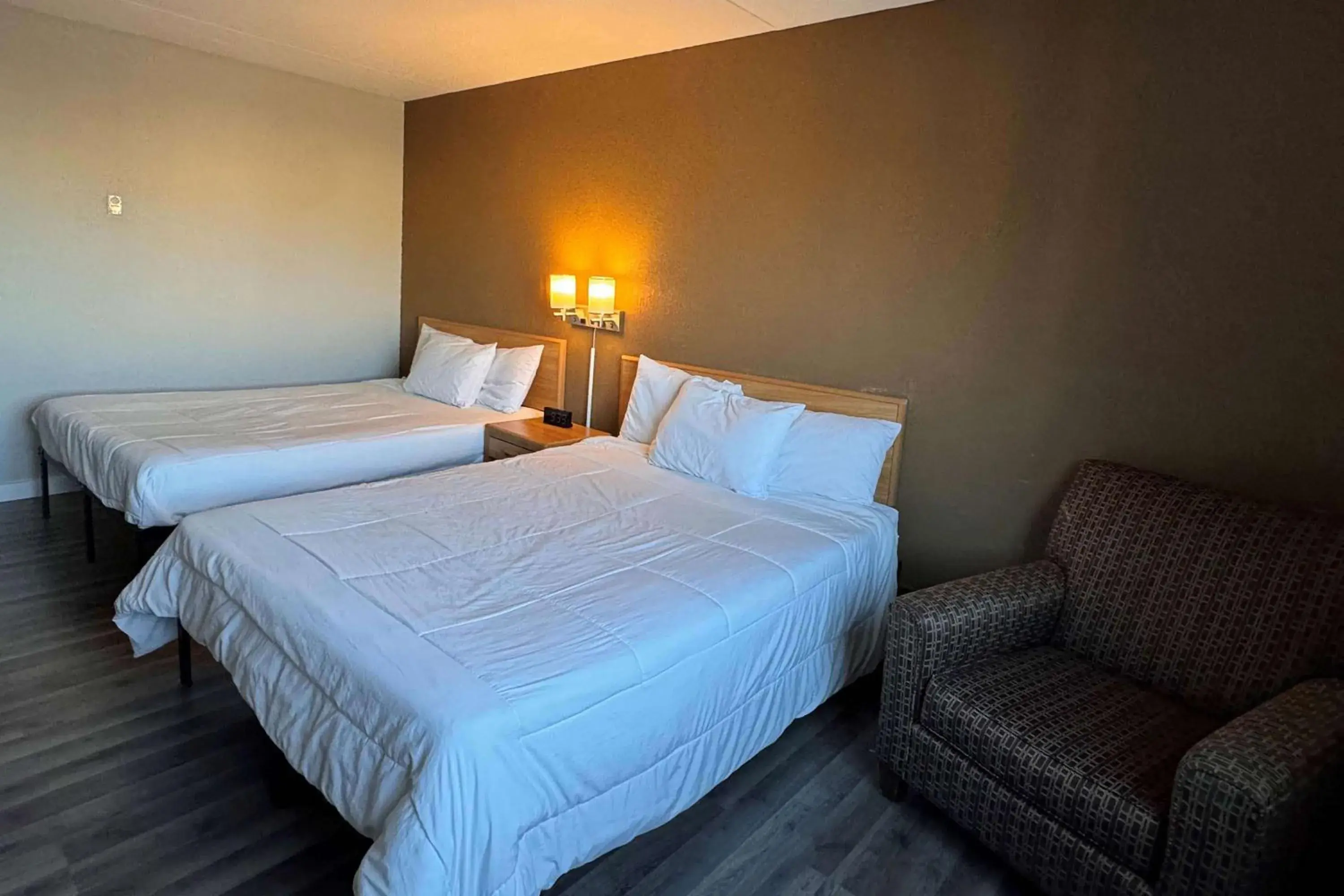 Photo of the whole room, Bed in Sauk River Inn & Suites, a Travelodge by Wyndham Photo of the whole room, Bed in Sauk River Inn & Suites, a Travelodge by Wyndham