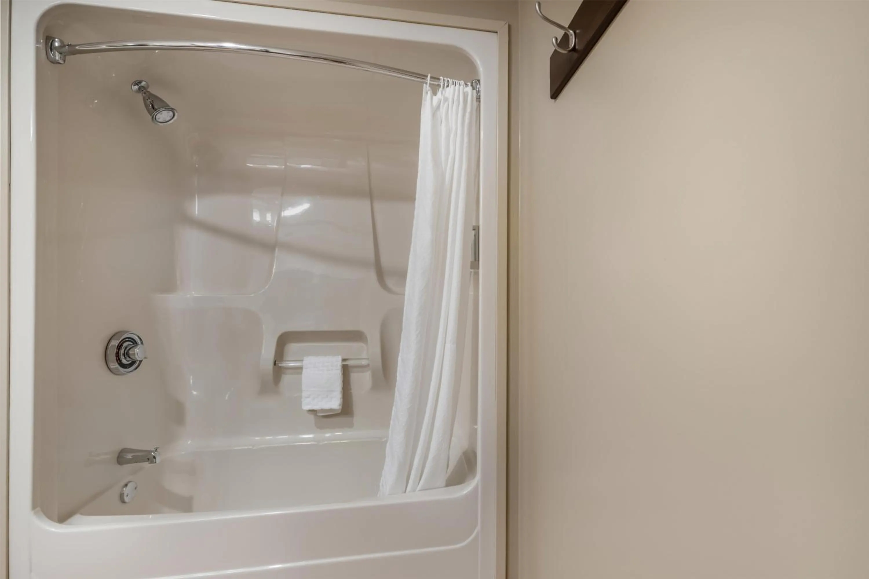 Bathroom in Best Western Sicamous Inn