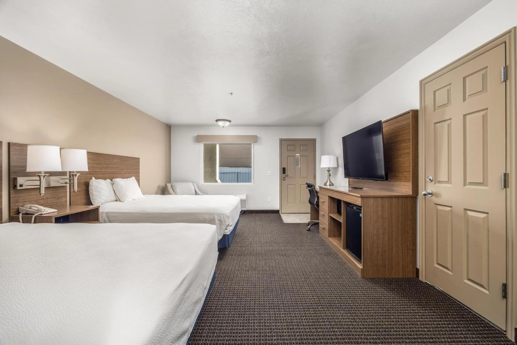 Bedroom, Bed in St. George Inn and Suites