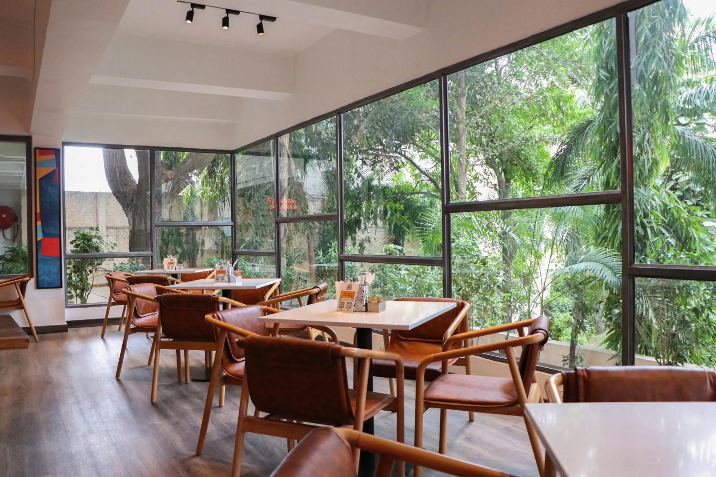 Restaurant/places to eat in Rajdarshan - A Lake View Hotel in Udaipur