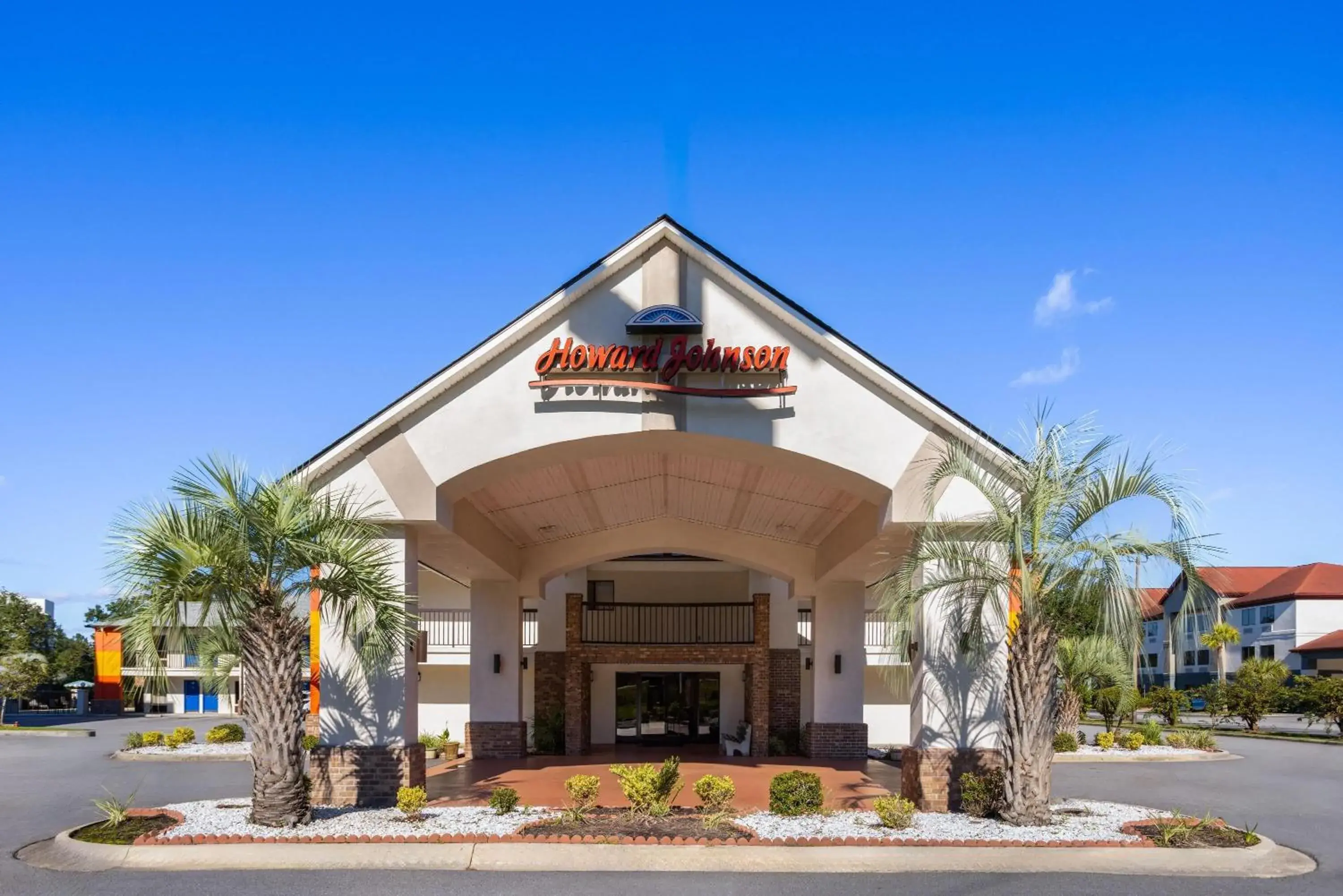 Howard Johnson by Wyndham Savannah GA Howard Johnson by Wyndham Savannah GA
