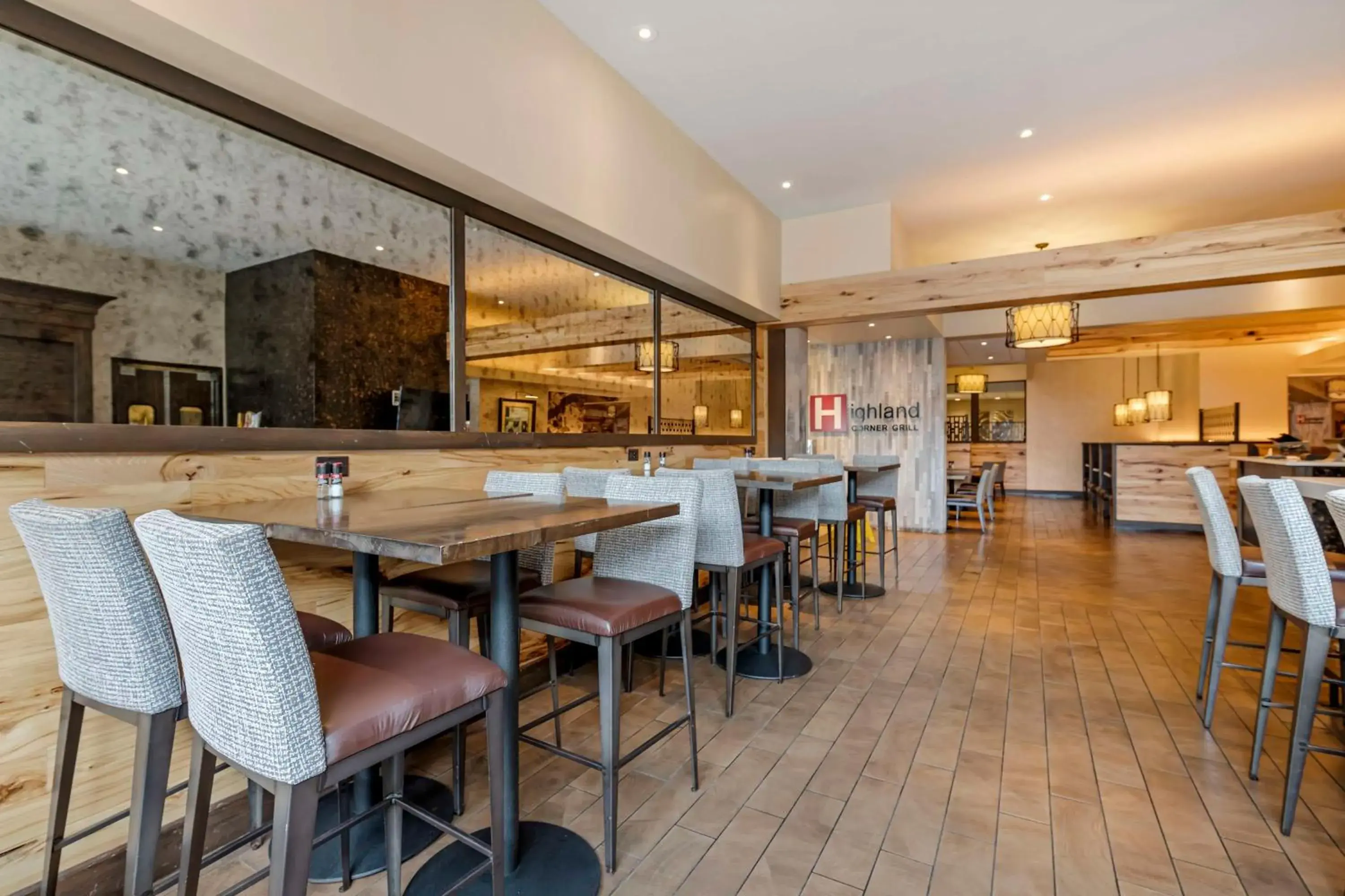 Breakfast in Best Western Plus InnTowner Madison Breakfast in Best Western Plus InnTowner Madison