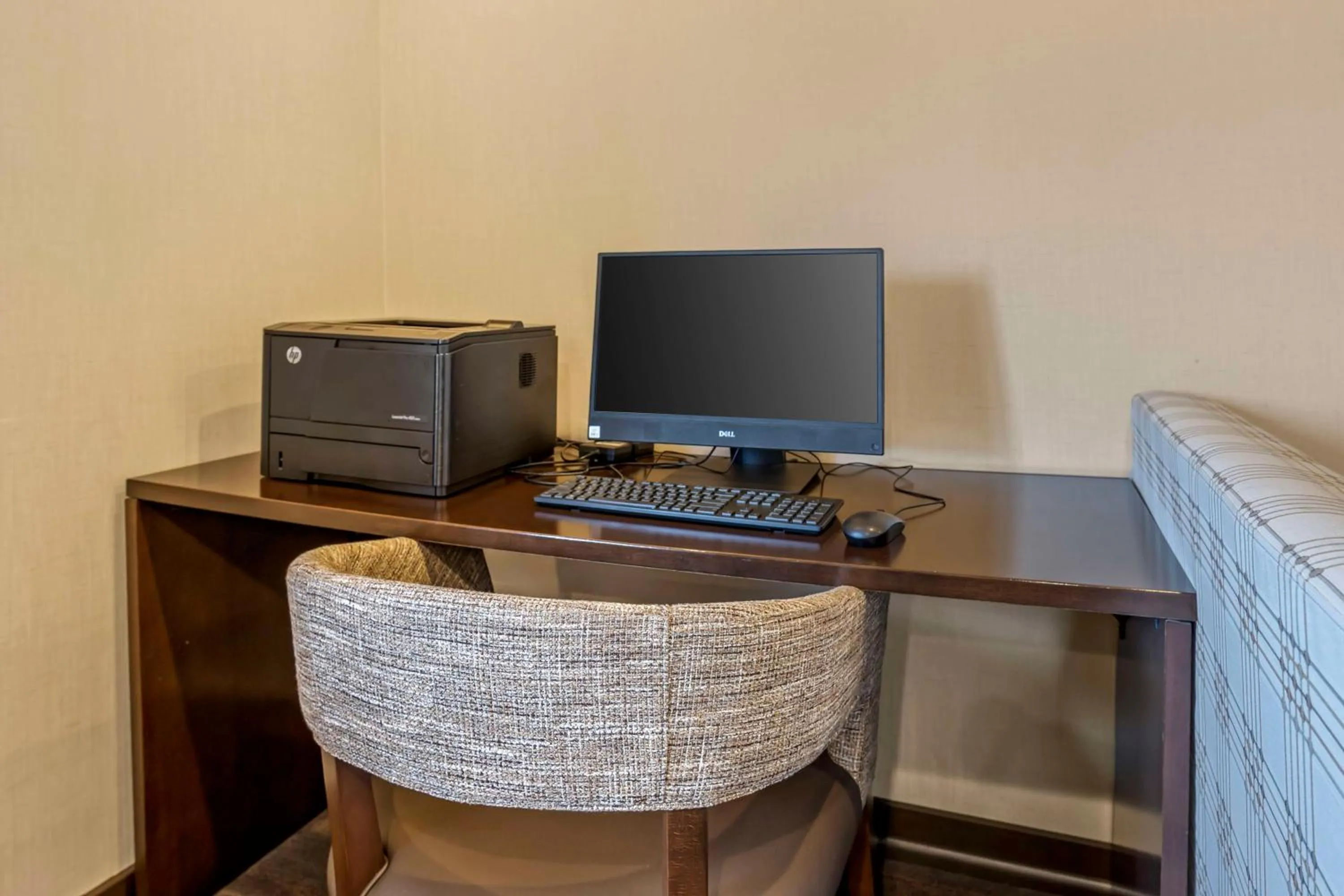 Business facilities in Best Western Plus InnTowner Madison