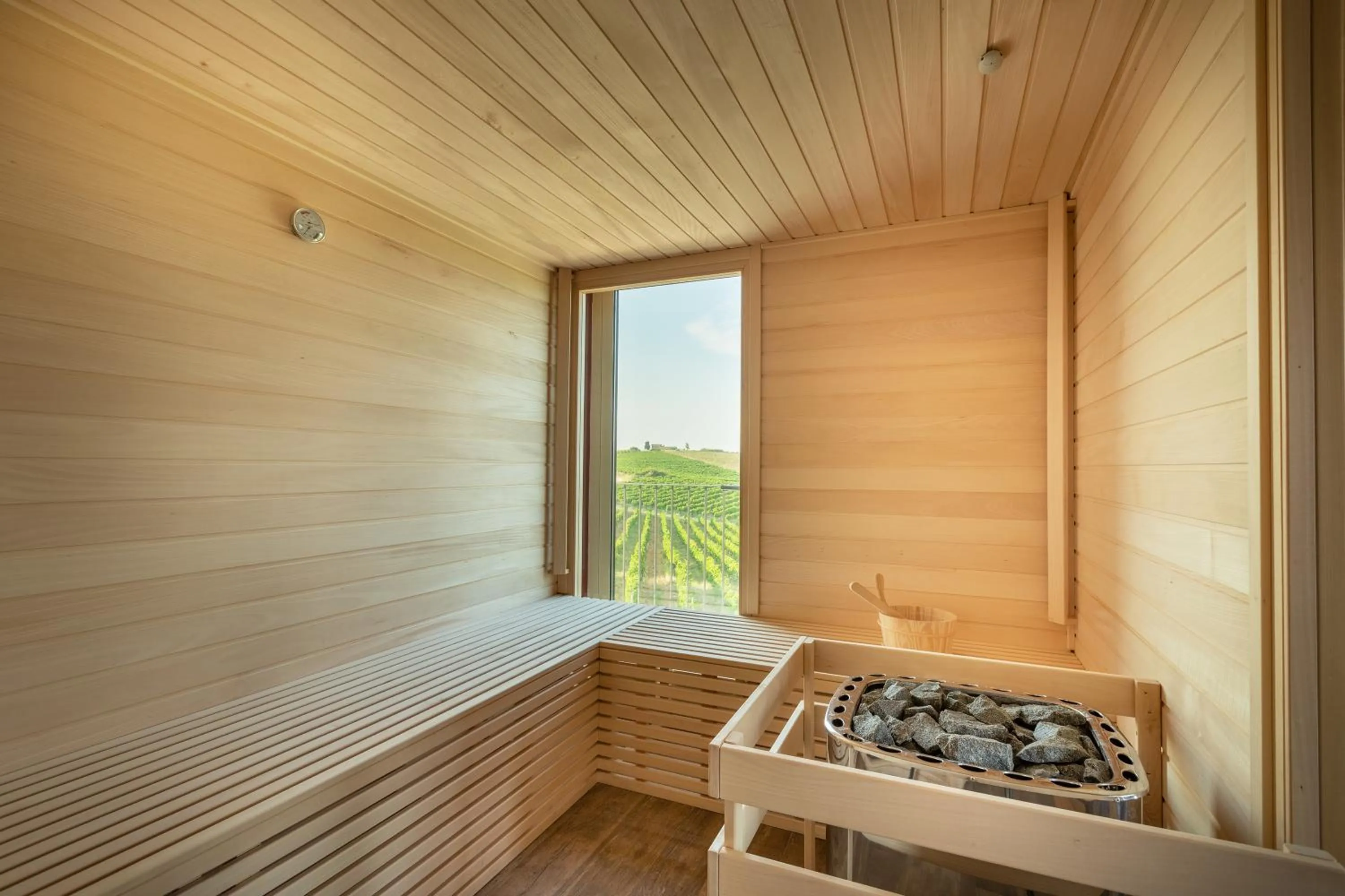 Sauna in Wine Residence Cattunar