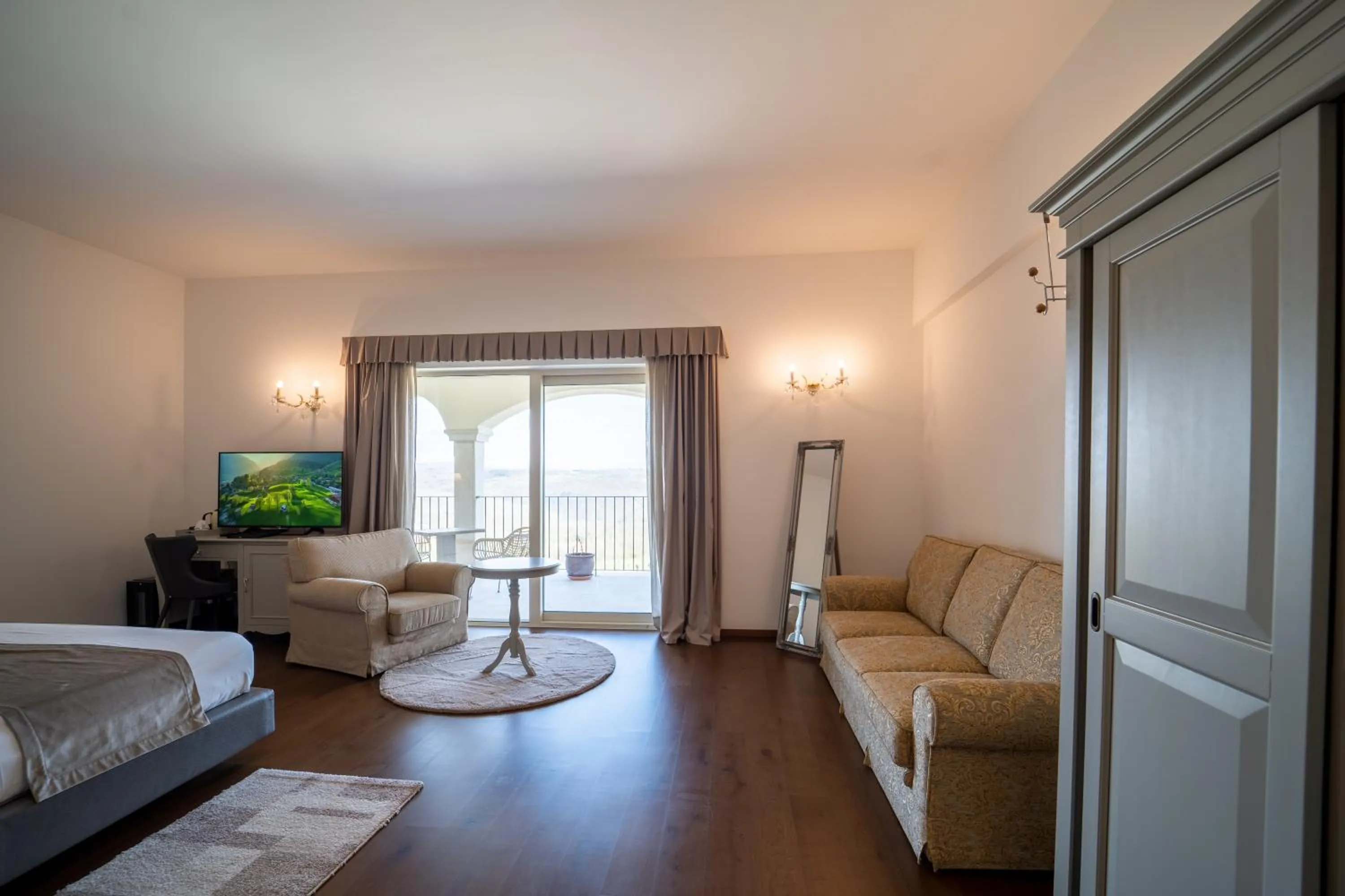 Bedroom, Bed in Wine Residence Cattunar