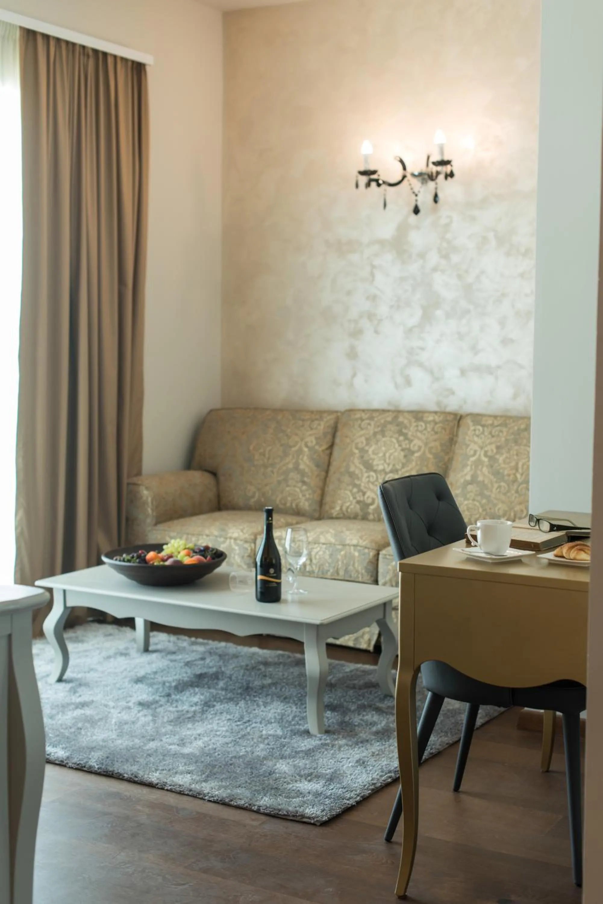 Living room in Wine Residence Cattunar