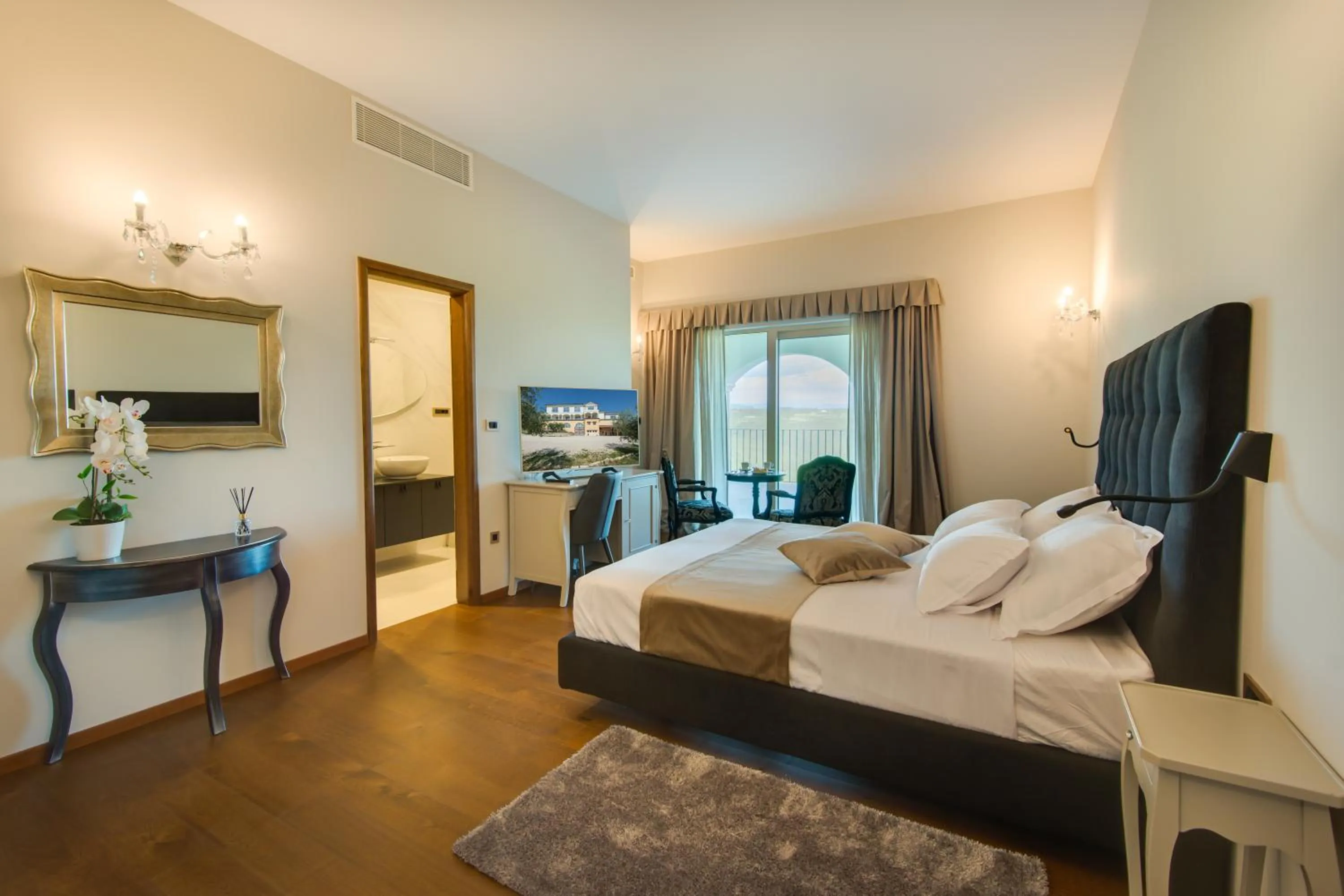 Bed in Wine Residence Cattunar