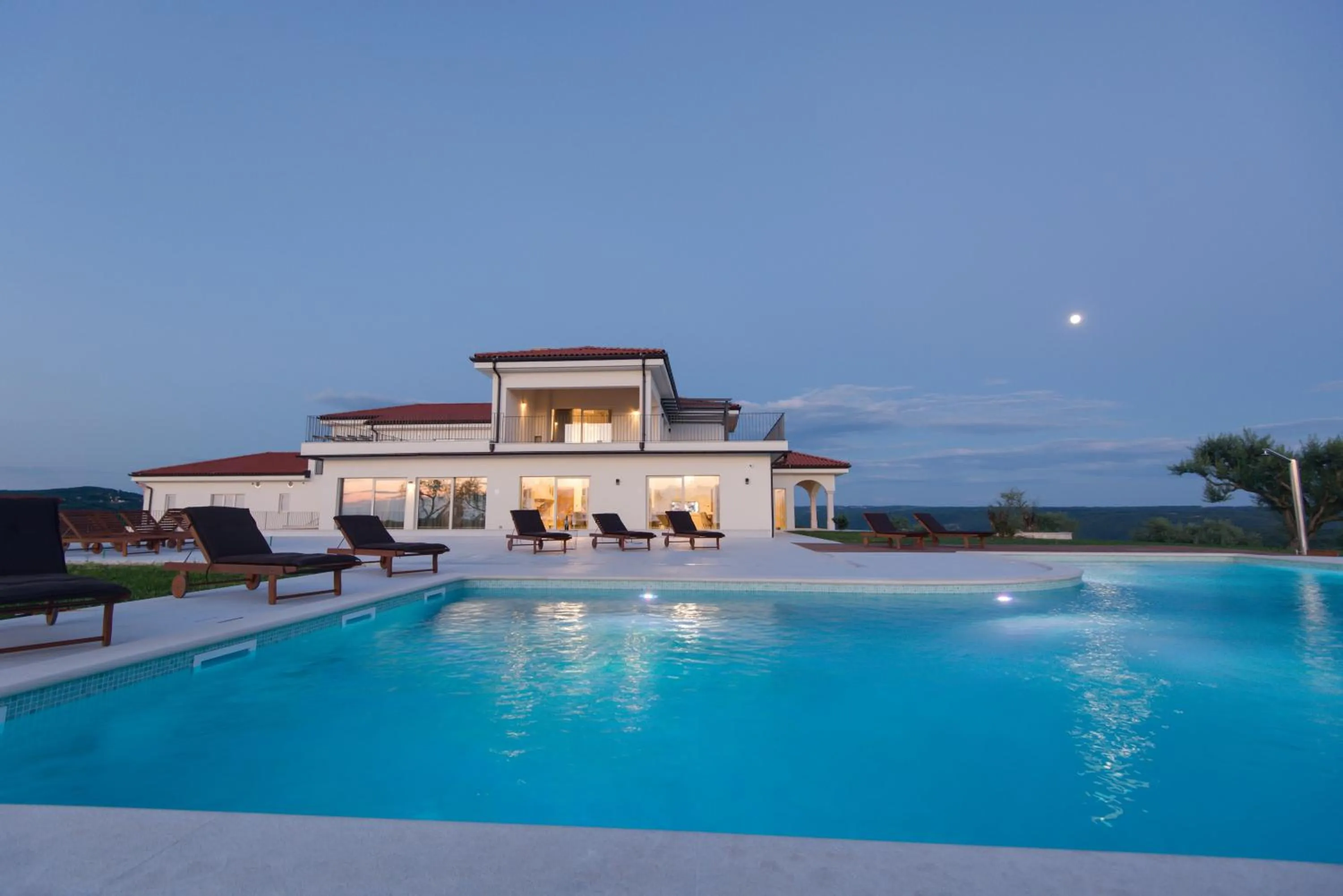 Day in Wine Residence Cattunar