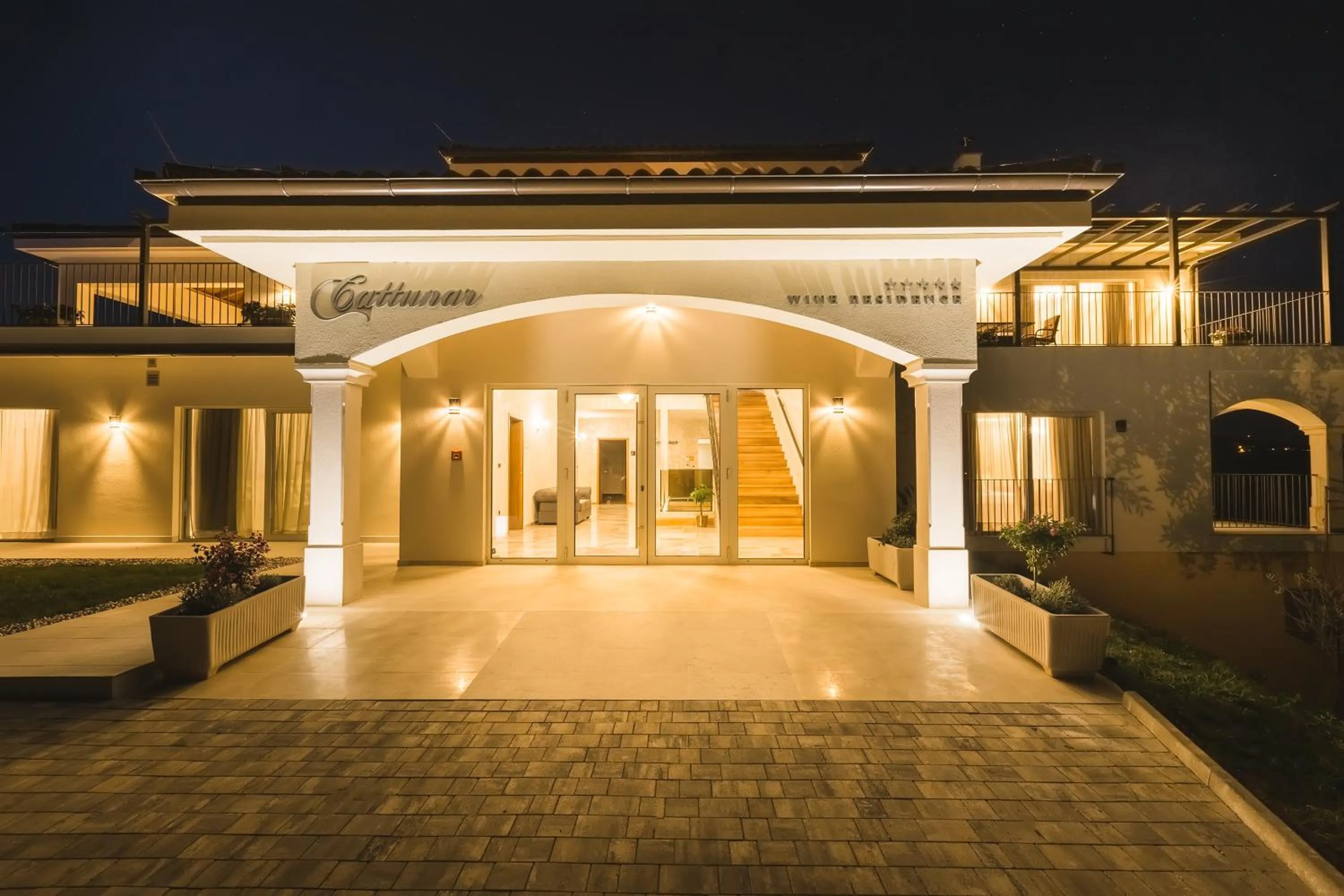 Property building in Wine Residence Cattunar