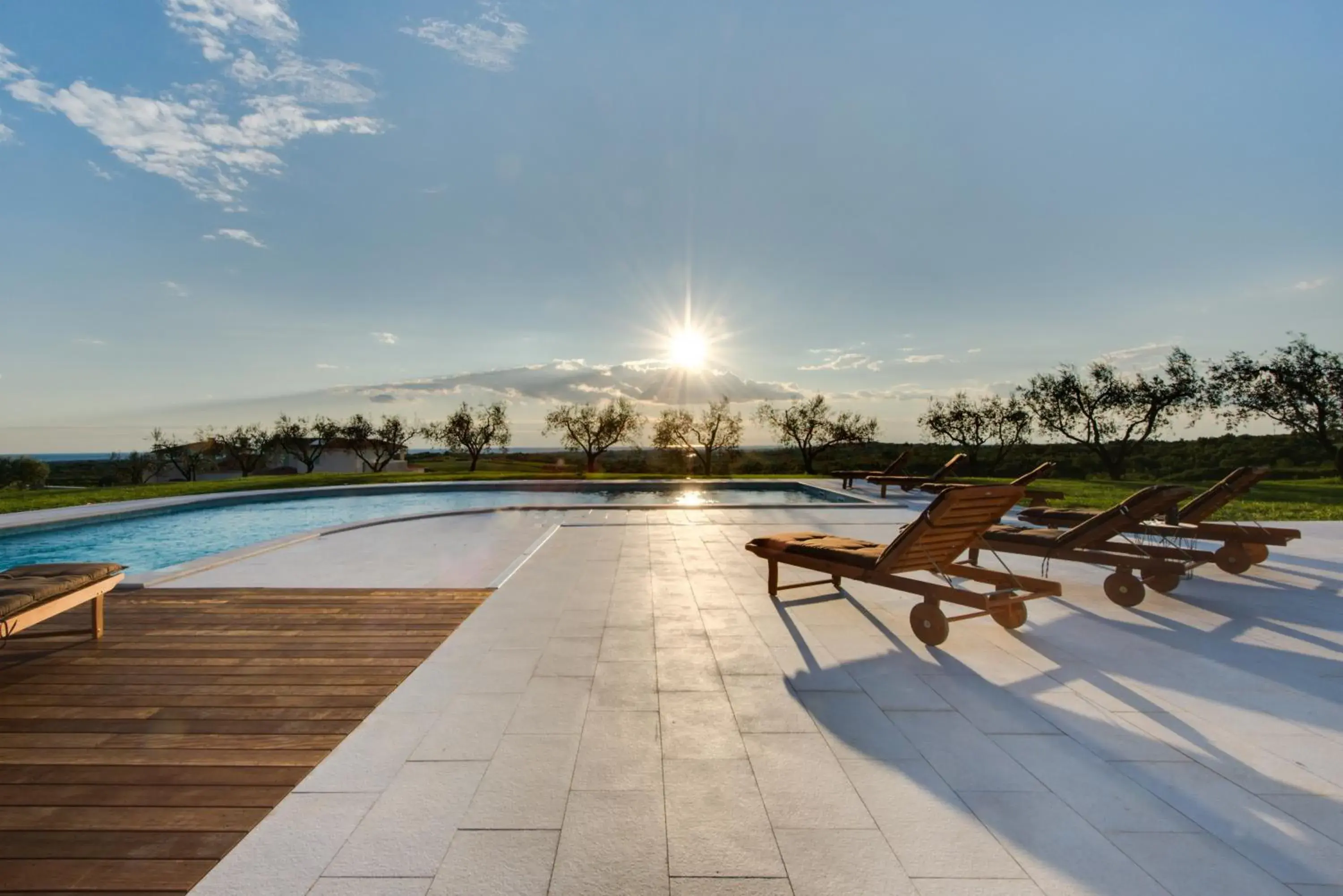 Swimming pool in Wine Residence Cattunar Swimming pool in Wine Residence Cattunar