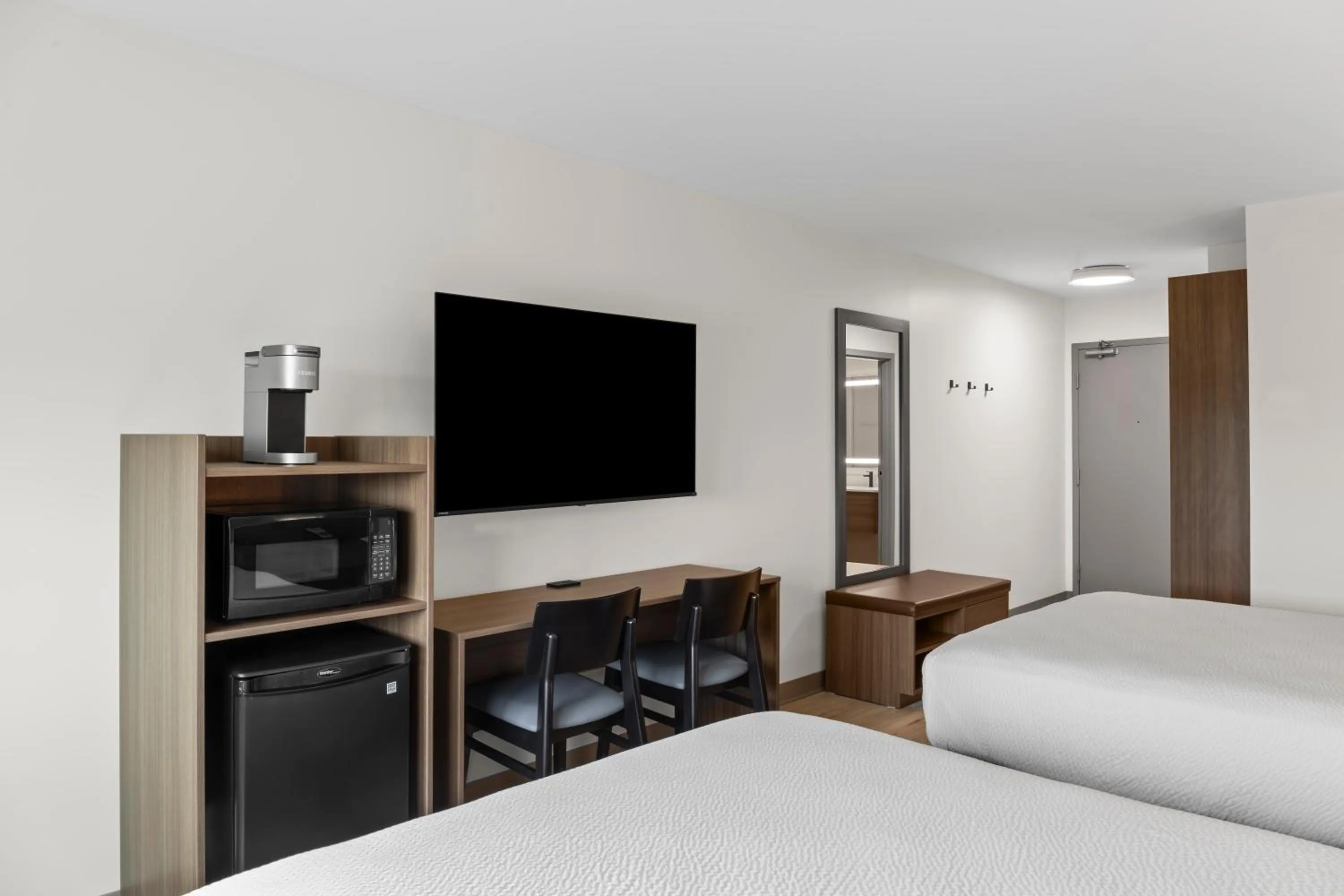 Bed in Days Inn by Wyndham Steinbach